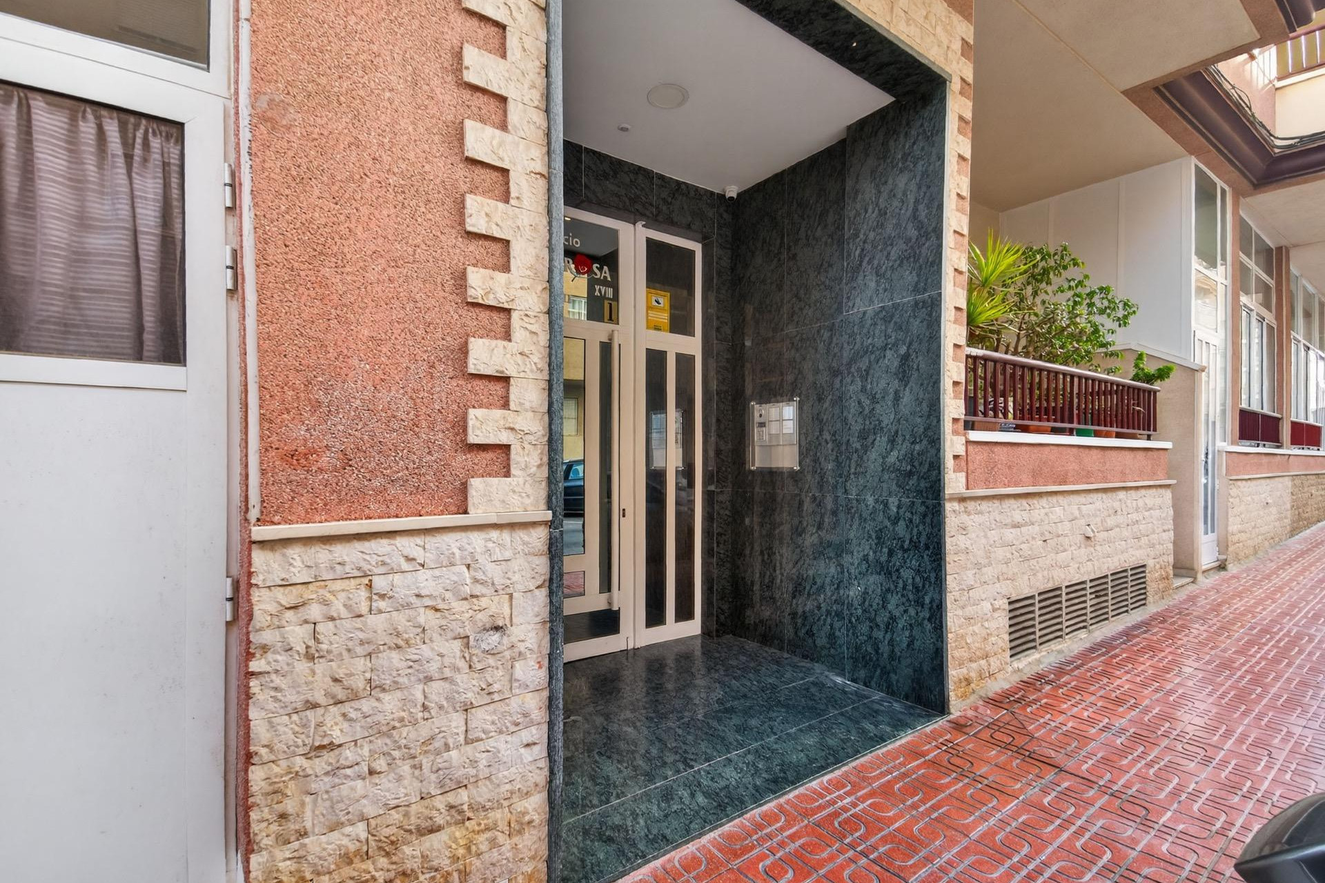 Herverkoop - Appartement / flat - Torrevieja - Parque de las Naciones