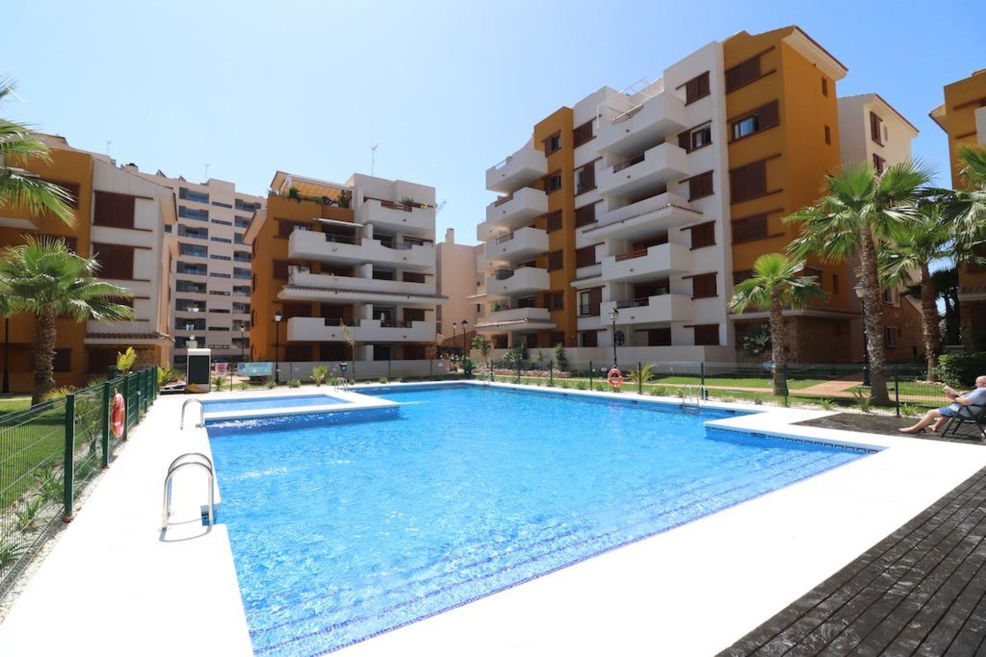 Herverkoop - Appartement / flat - Torrevieja - Punta Prima