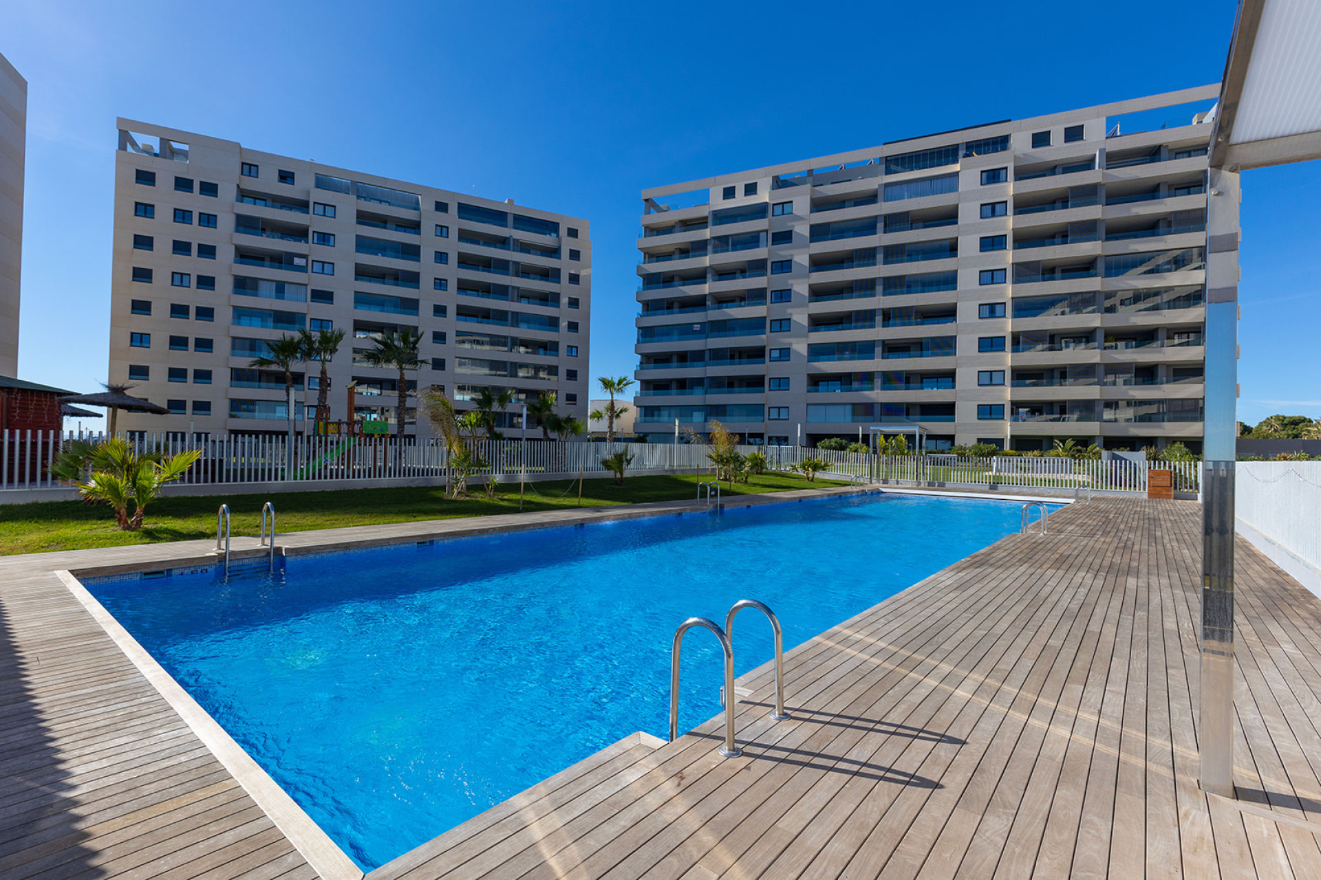 Herverkoop - Appartement / flat - Torrevieja - Punta Prima