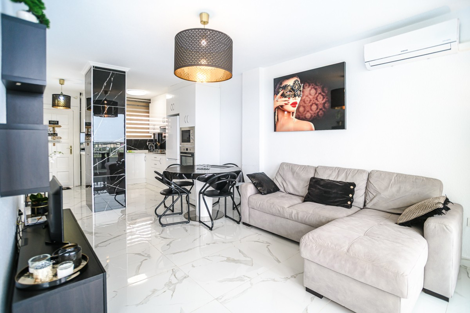 Herverkoop - Appartement / flat - Torrevieja - Punta Prima