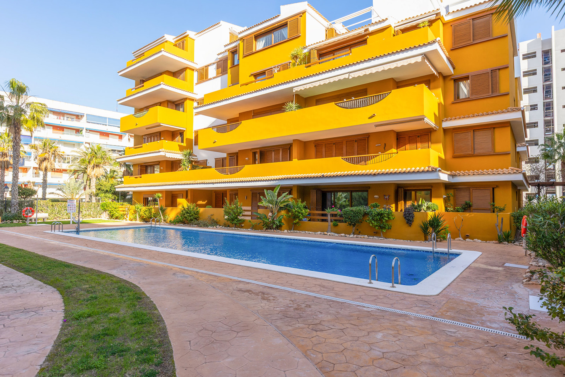 Herverkoop - Appartement / flat - Torrevieja - Punta Prima