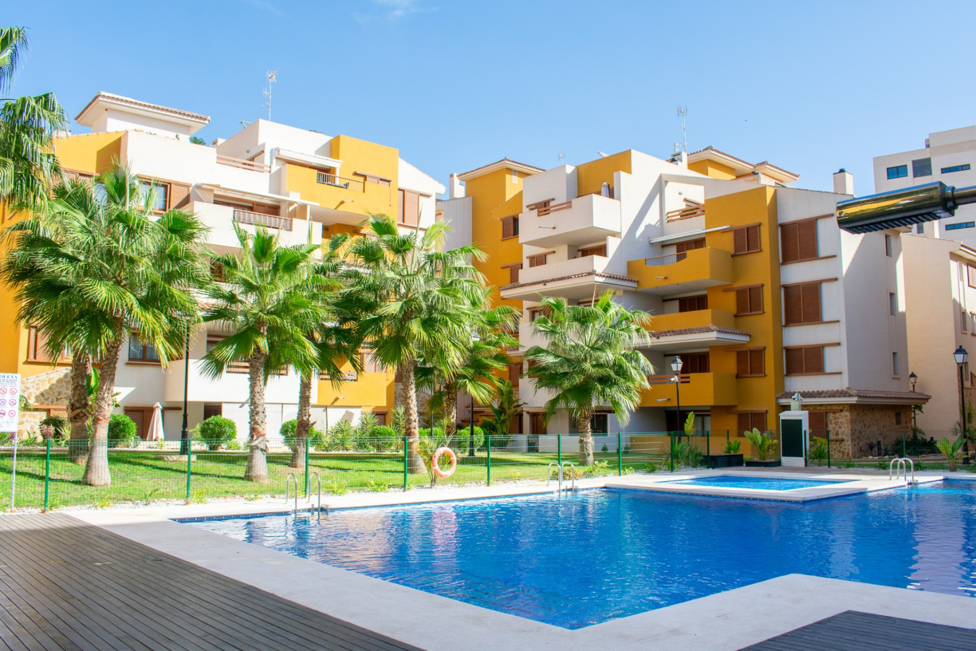 Herverkoop - Appartement / flat - Torrevieja - Punta Prima