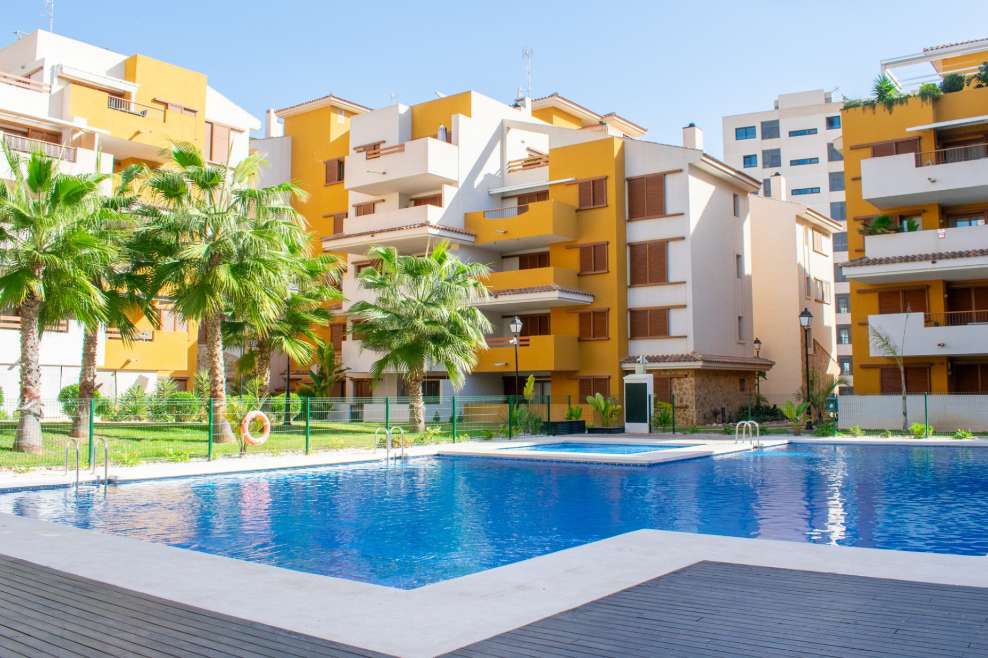 Herverkoop - Appartement / flat - Torrevieja - Punta Prima