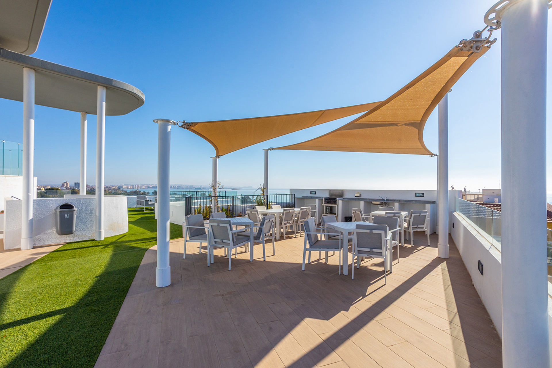 Herverkoop - Appartement / flat - Torrevieja - Rocio del Mar