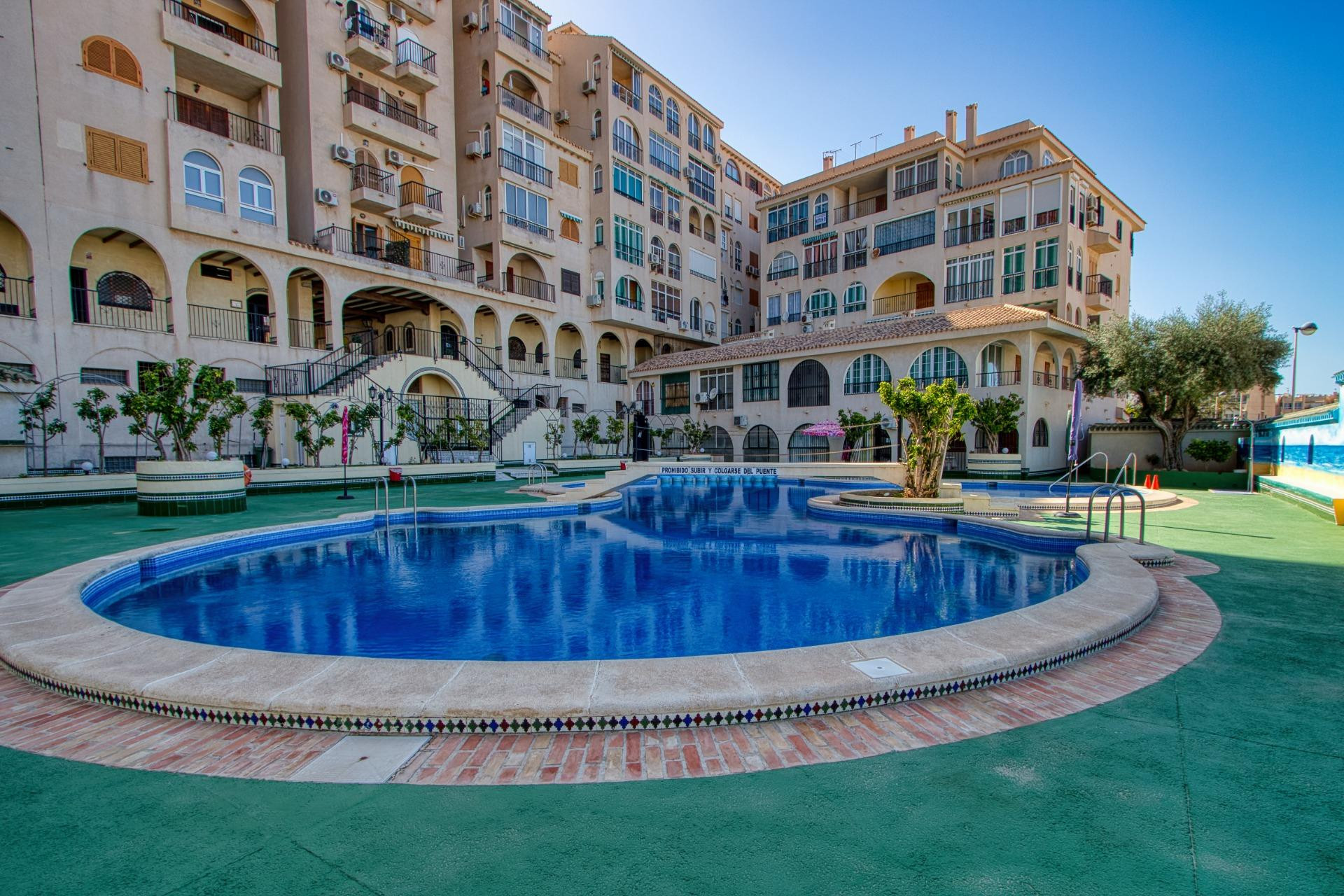 Herverkoop - Appartement / flat - Torrevieja - Torre del moro