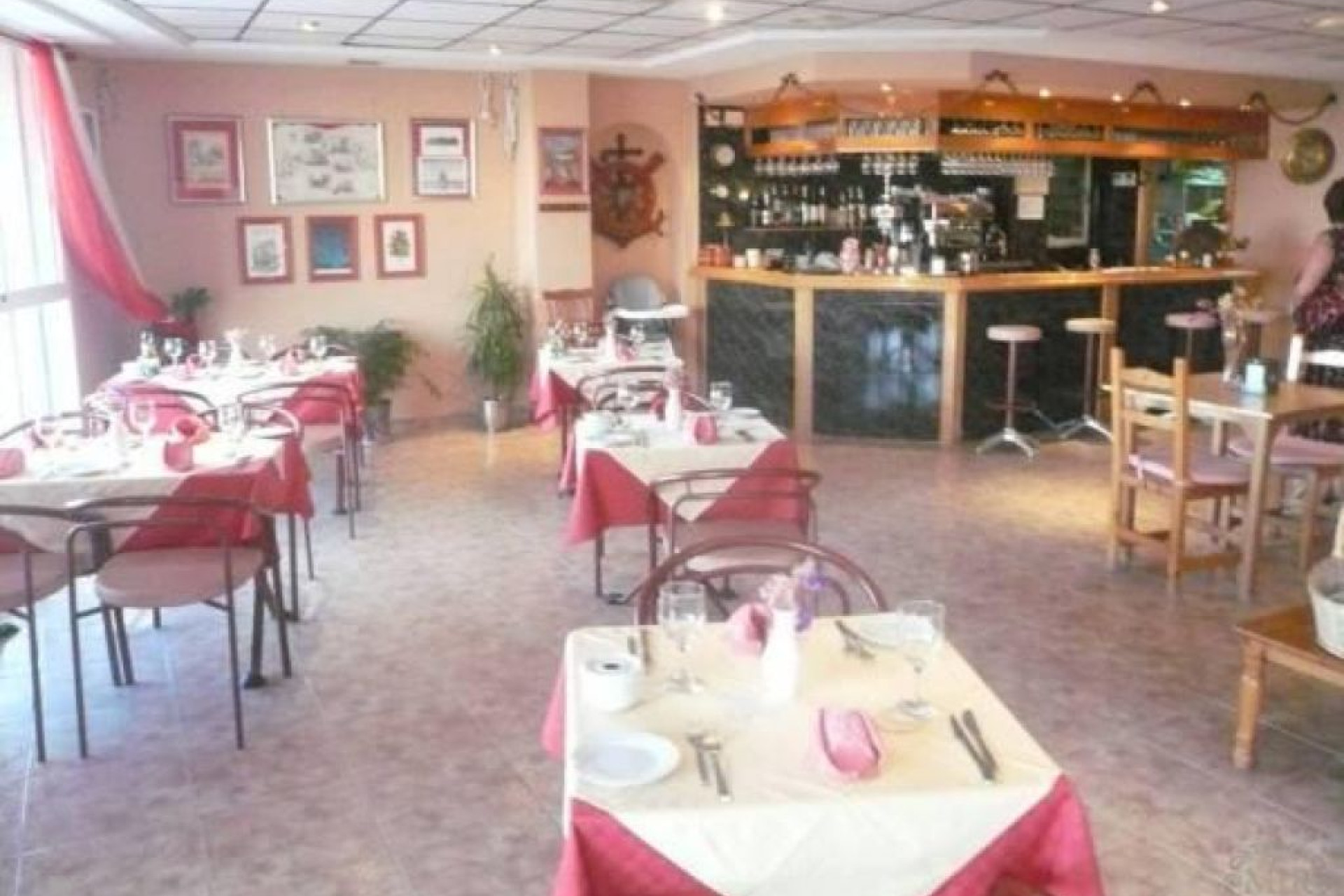 Herverkoop - Commercial premises - Torrevieja - Acequion