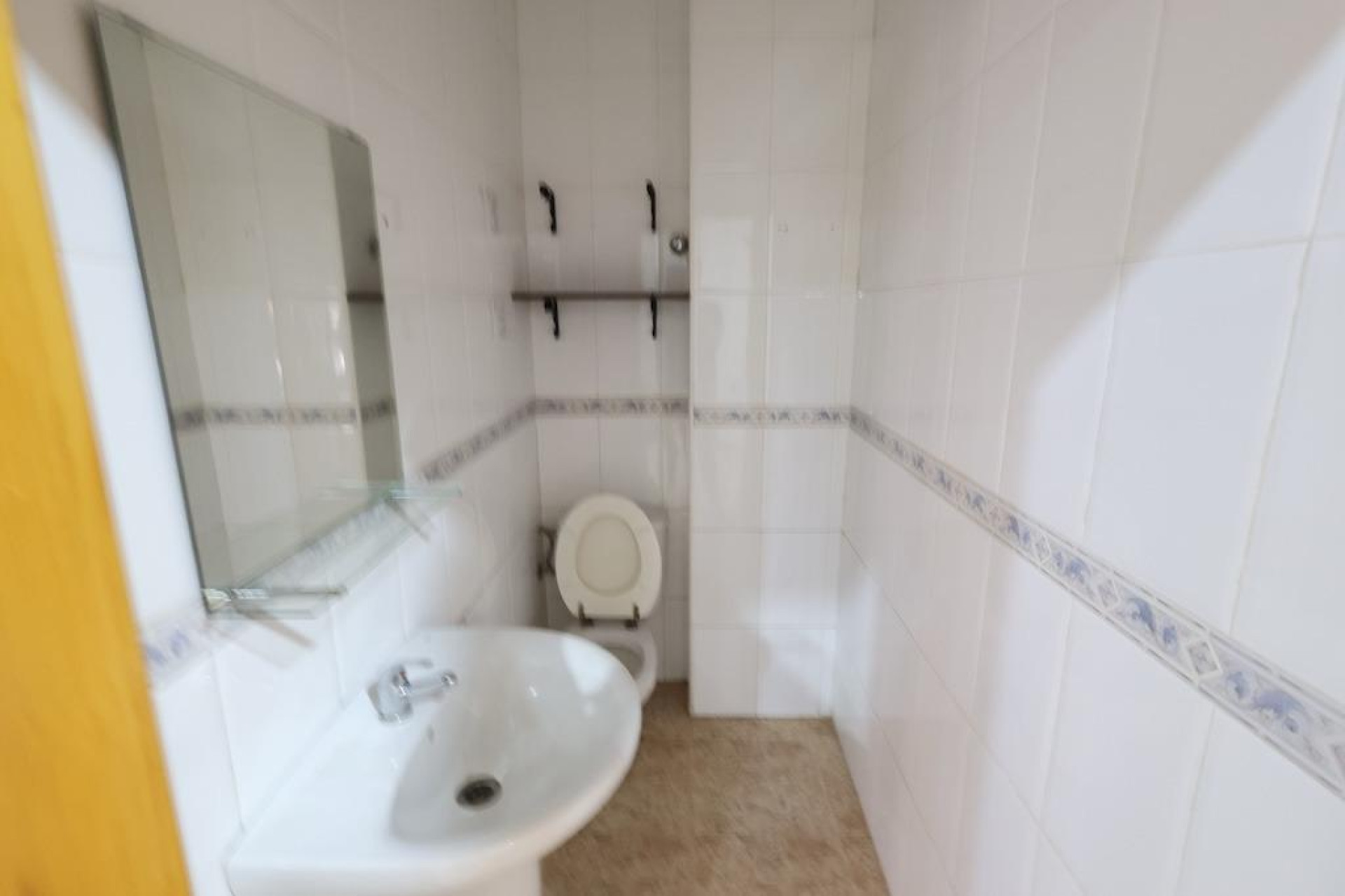 Herverkoop - Commercial premises - Torrevieja - Centro