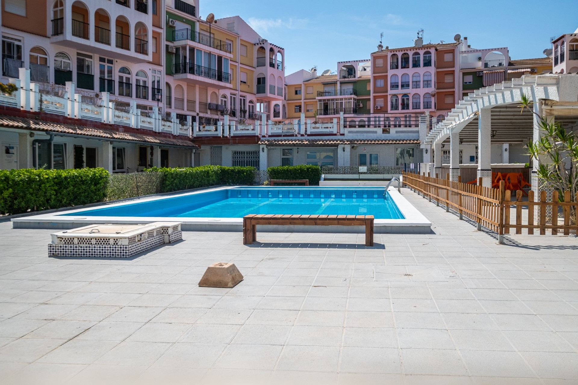 Herverkoop - COMMERCIAL PROPERTY - Torrevieja - La Veleta