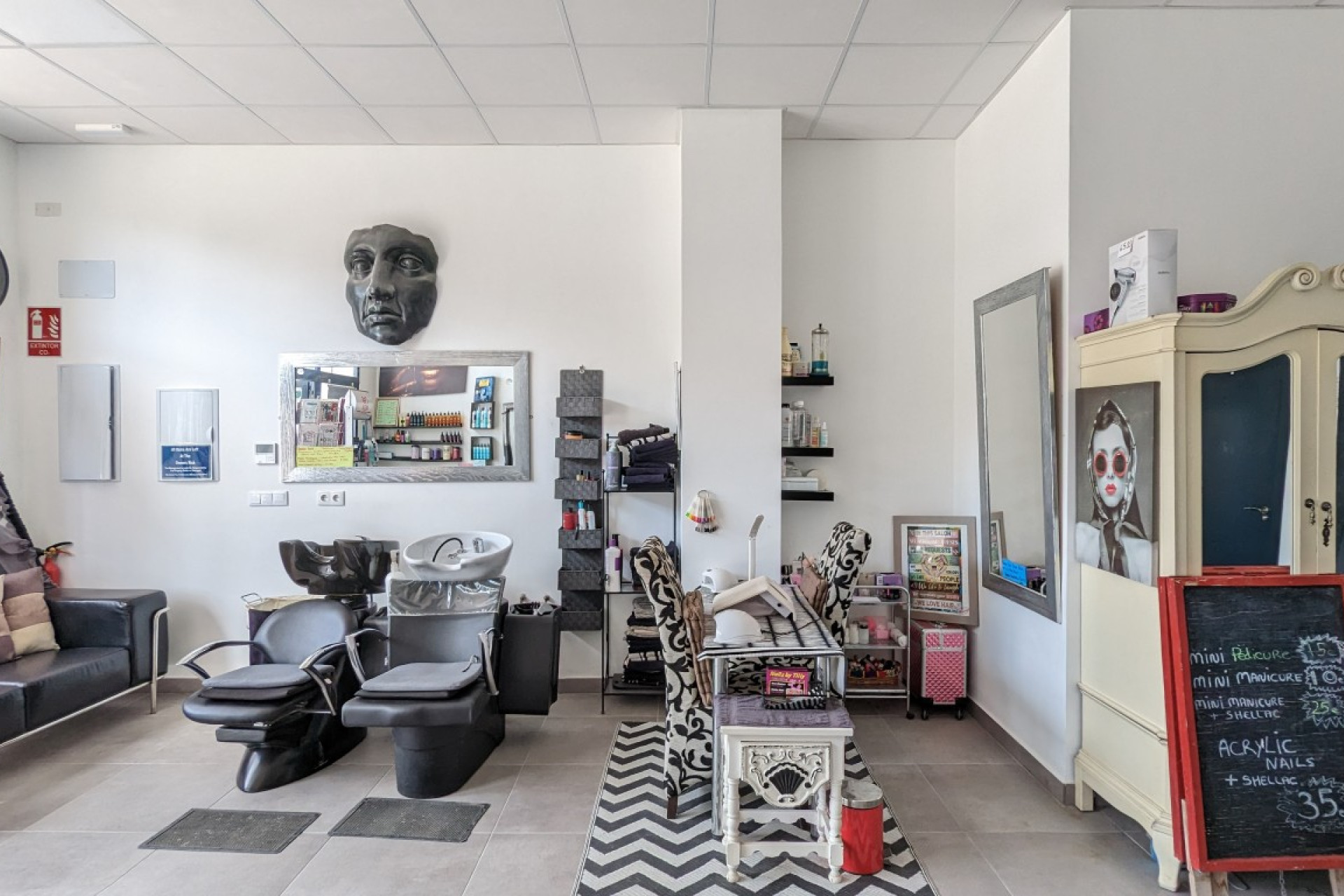 Herverkoop - Commercieel - Lo Crispin