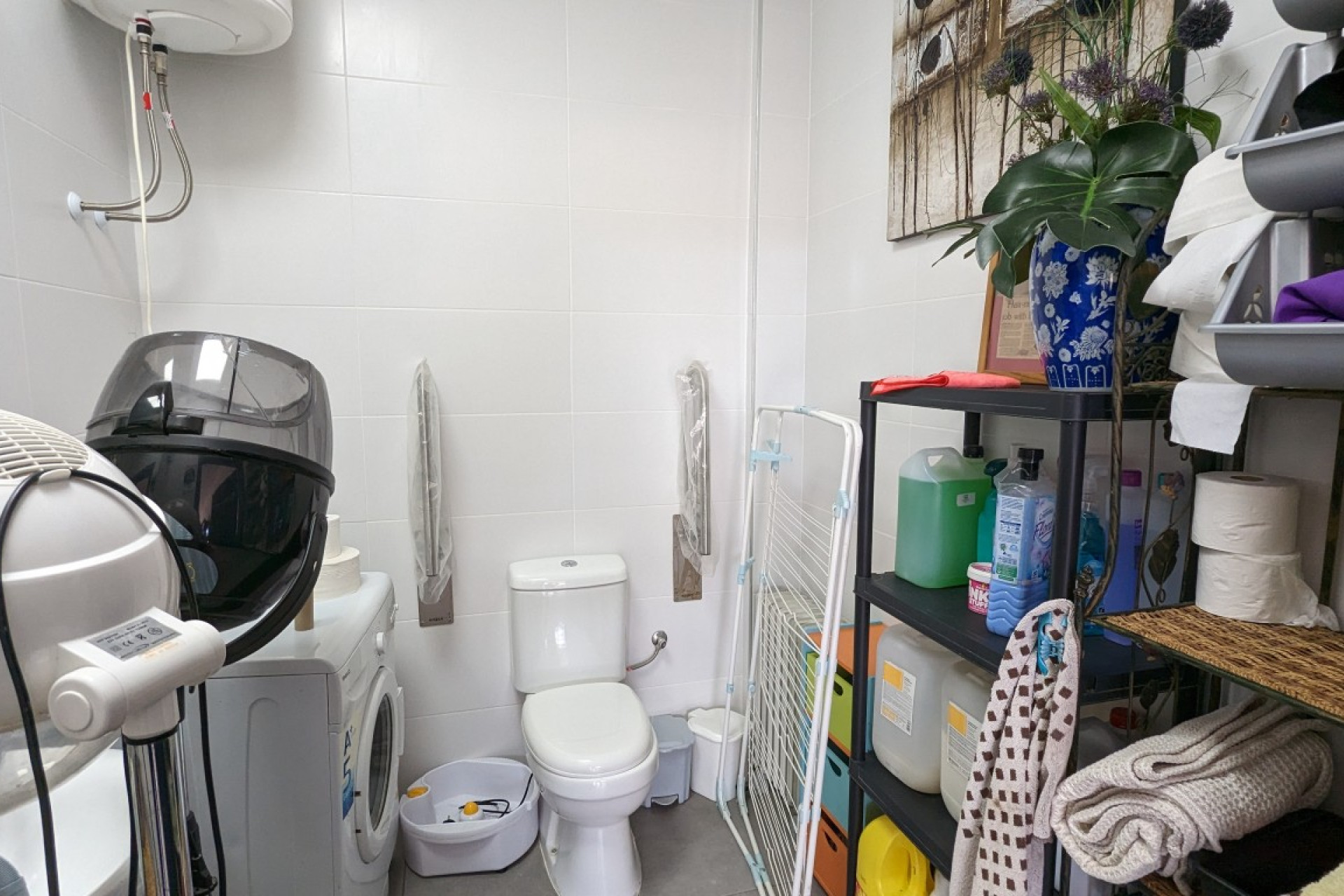 Herverkoop - Commercieel - Lo Crispin