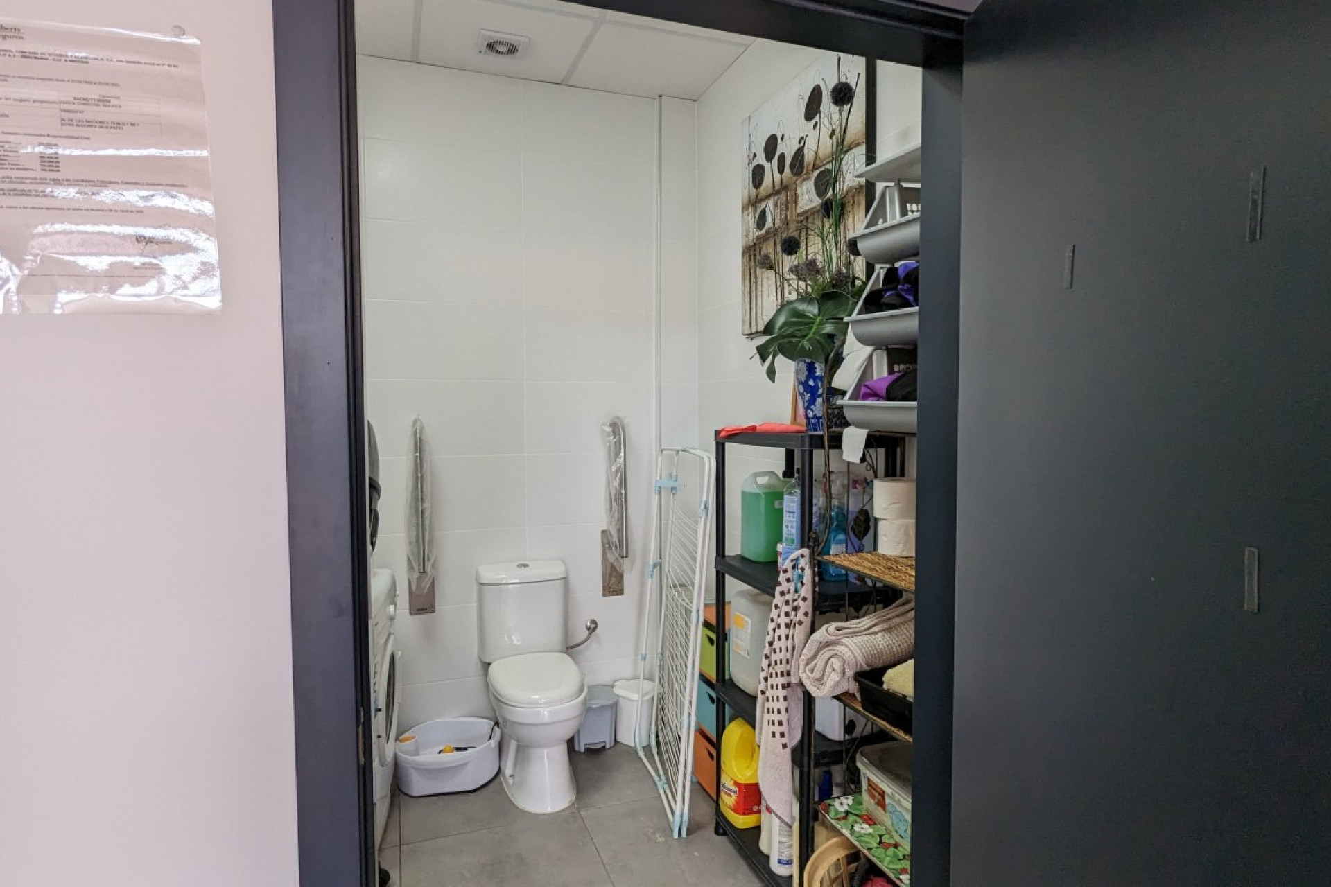 Herverkoop - Commercieel - Lo Crispin