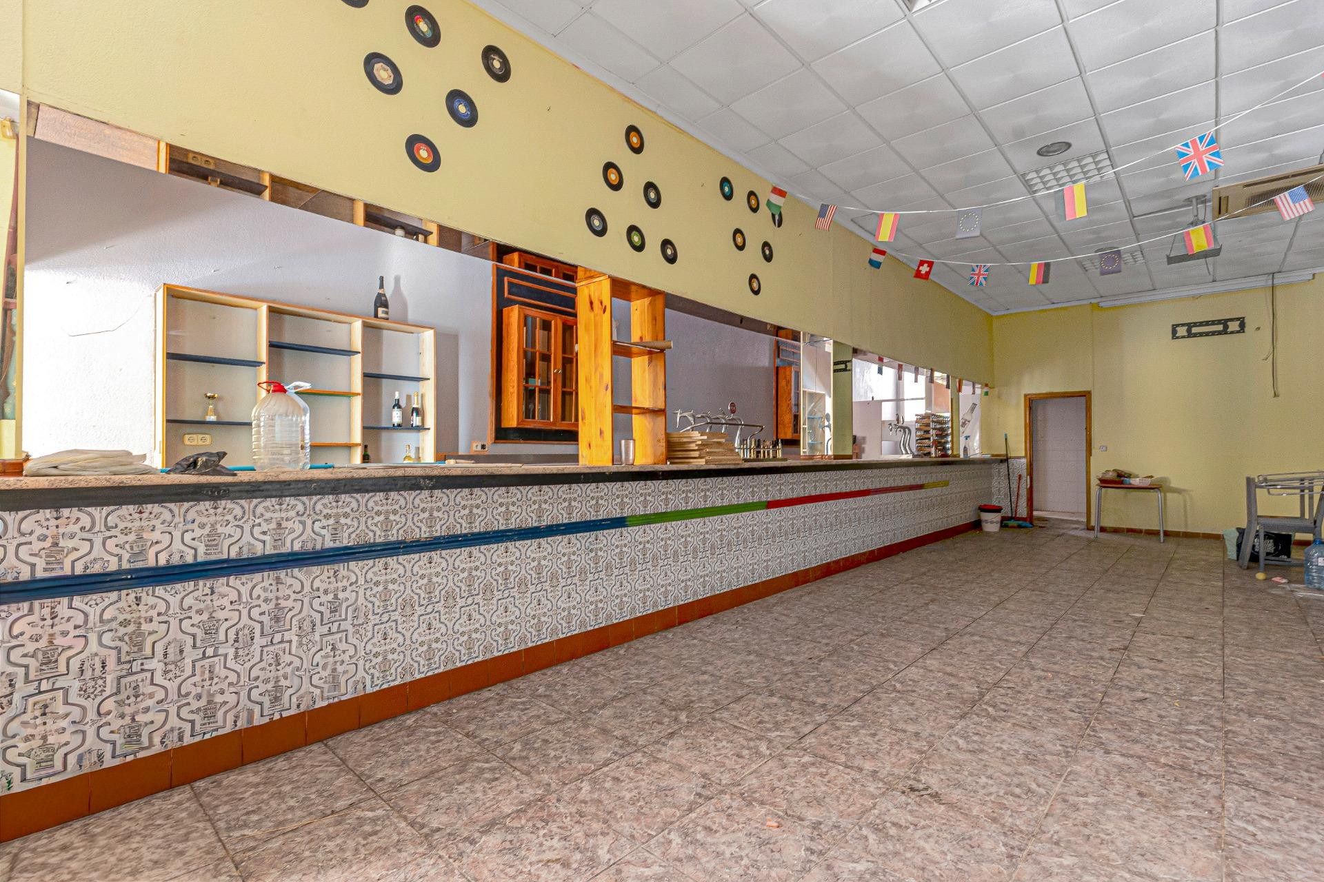 Herverkoop - Commercieel - Torrevieja - Playa del Cura