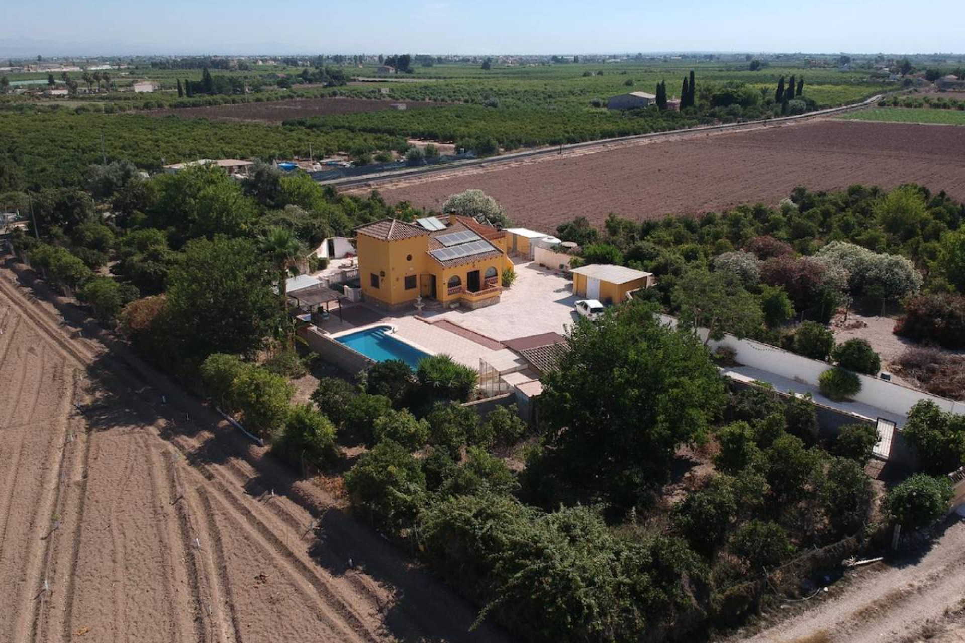 Herverkoop - Finca / Country Property - Orihuela