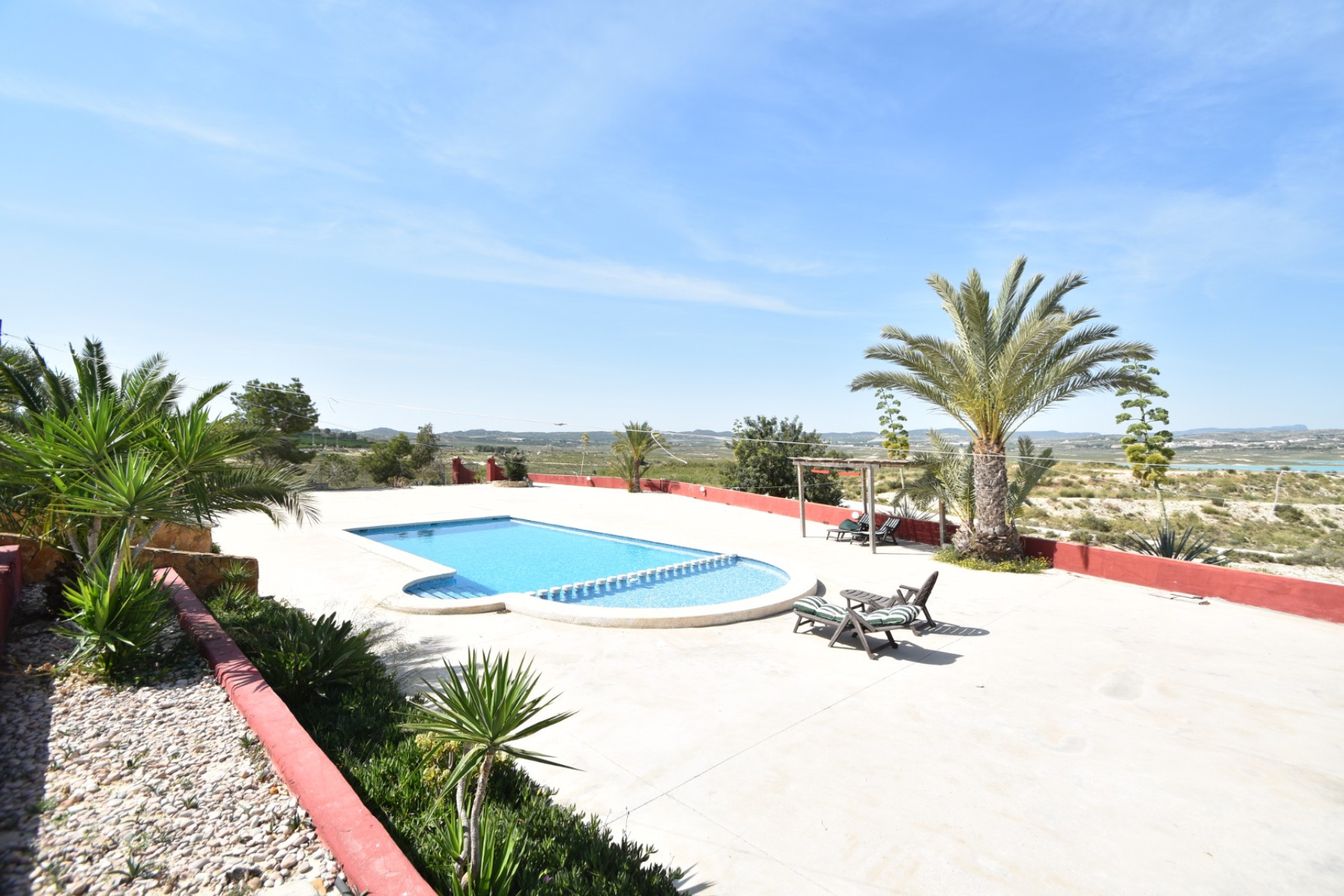 Herverkoop - Finca / Country Property - Orihuela