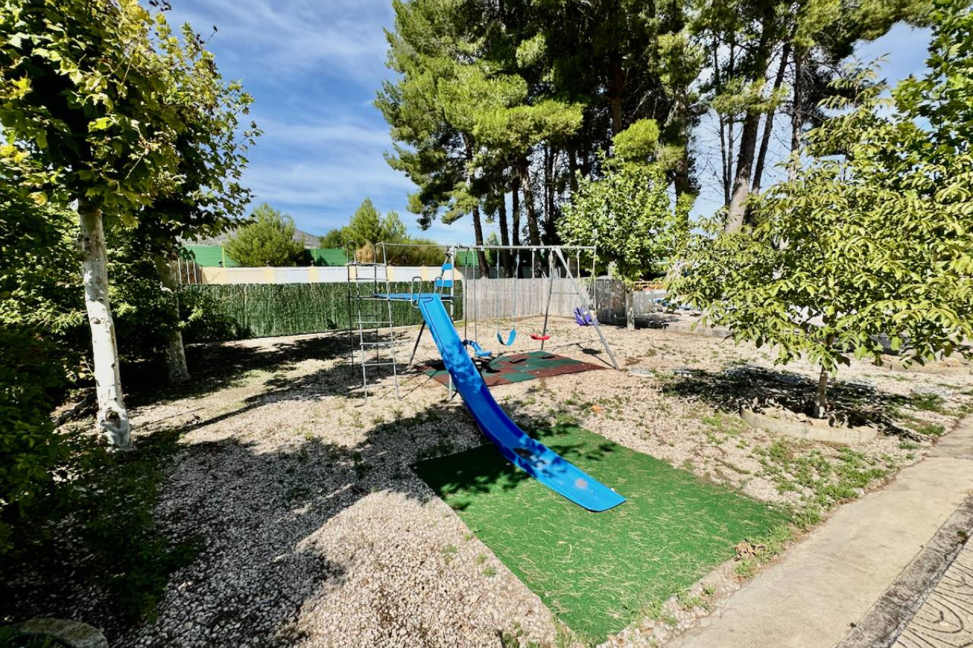 Herverkoop - Finca / Landelijke woning - Castalla