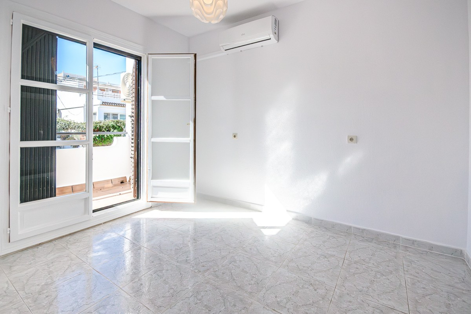 Herverkoop - Finca / Landelijke woning - San Miguel de Salinas