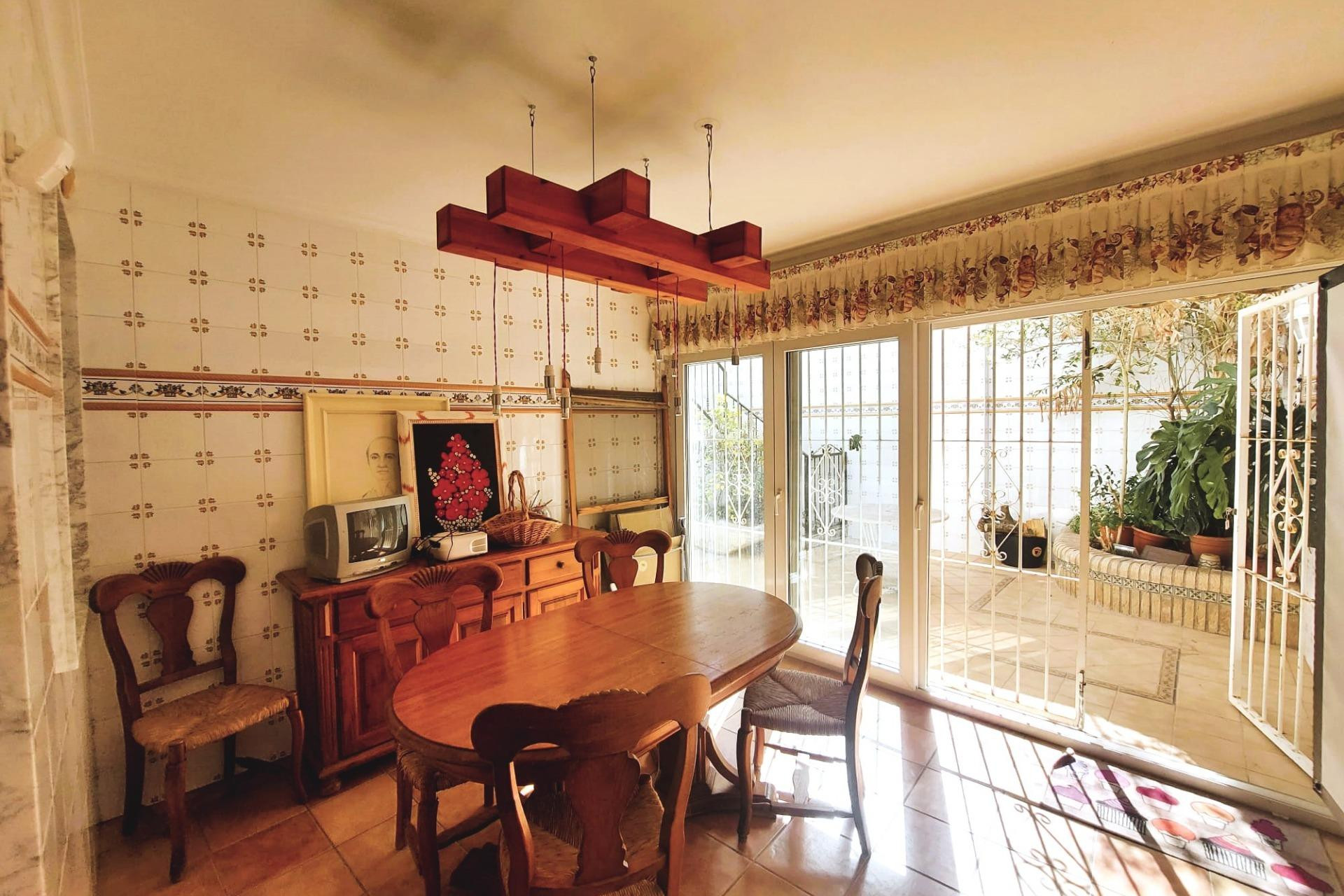 Herverkoop - Finca / Landelijke woning - Torrevieja - Centro