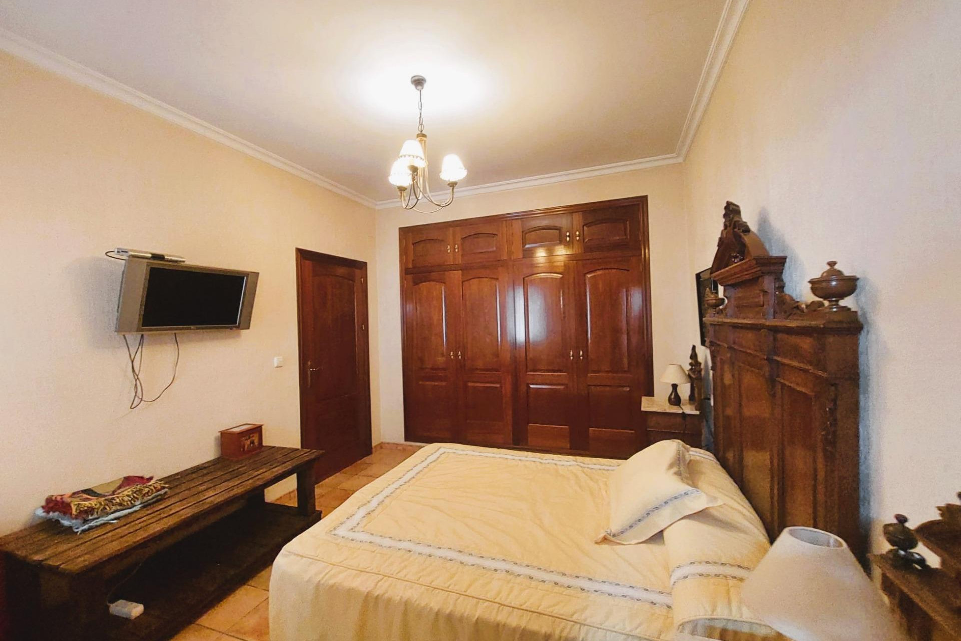 Herverkoop - Finca / Landelijke woning - Torrevieja - Centro