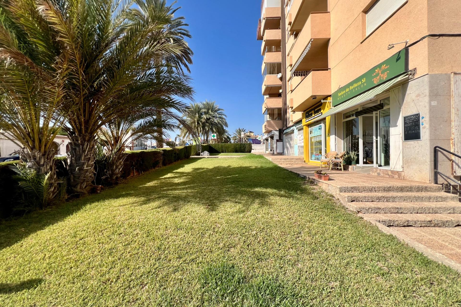 Herverkoop - Ground Floor - Orihuela Costa - La Zenia