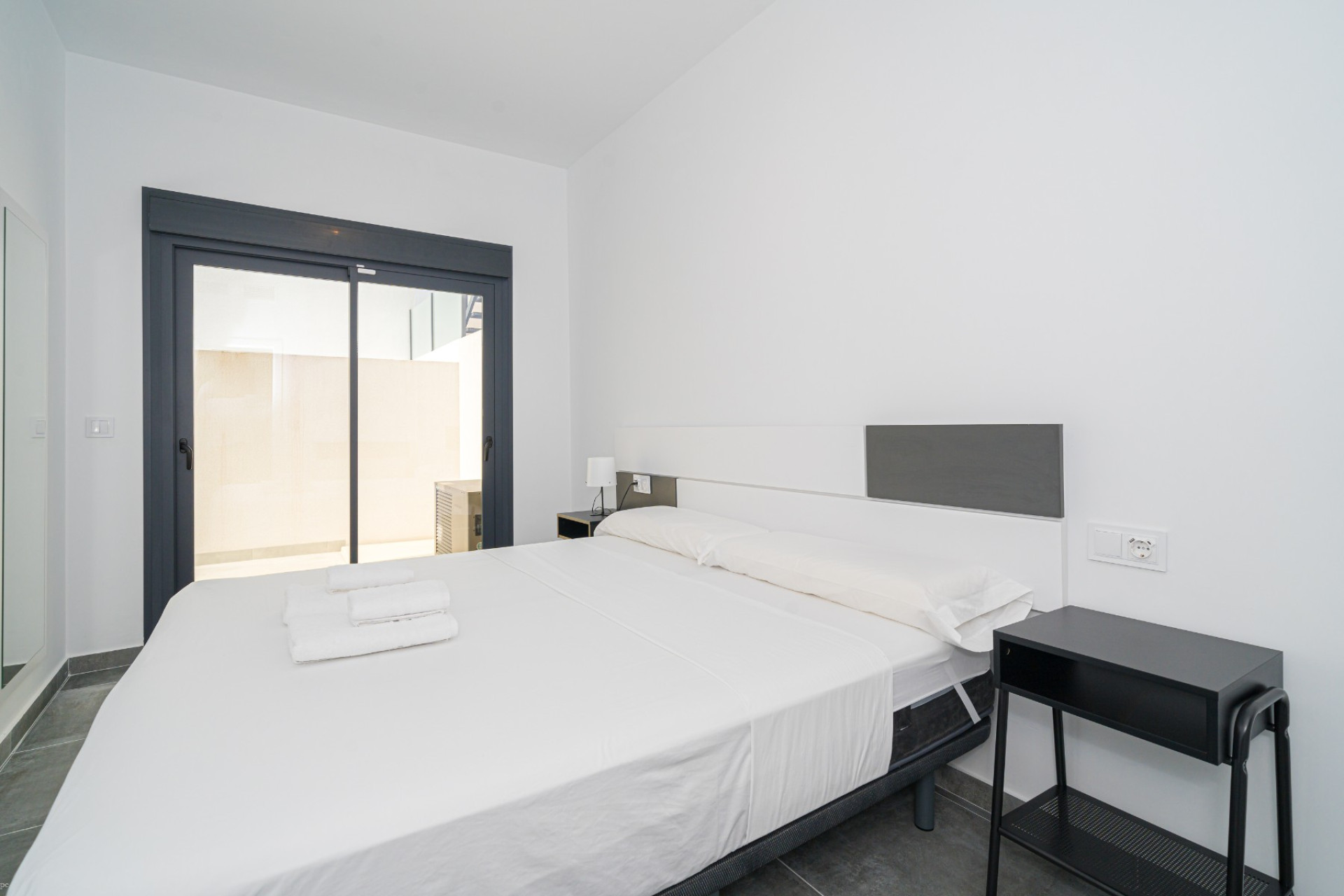 Herverkoop - Herenhuis - Daya Nueva