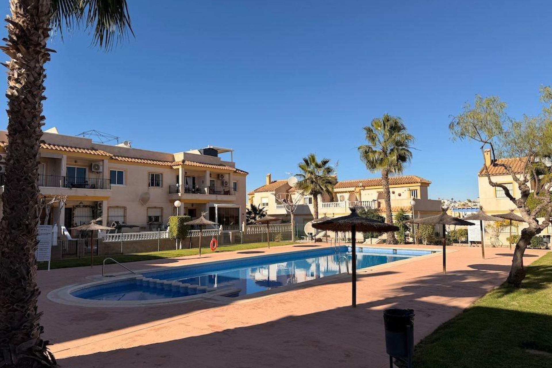 Herverkoop - Herenhuis - Orihuela Costa - Las Filipinas