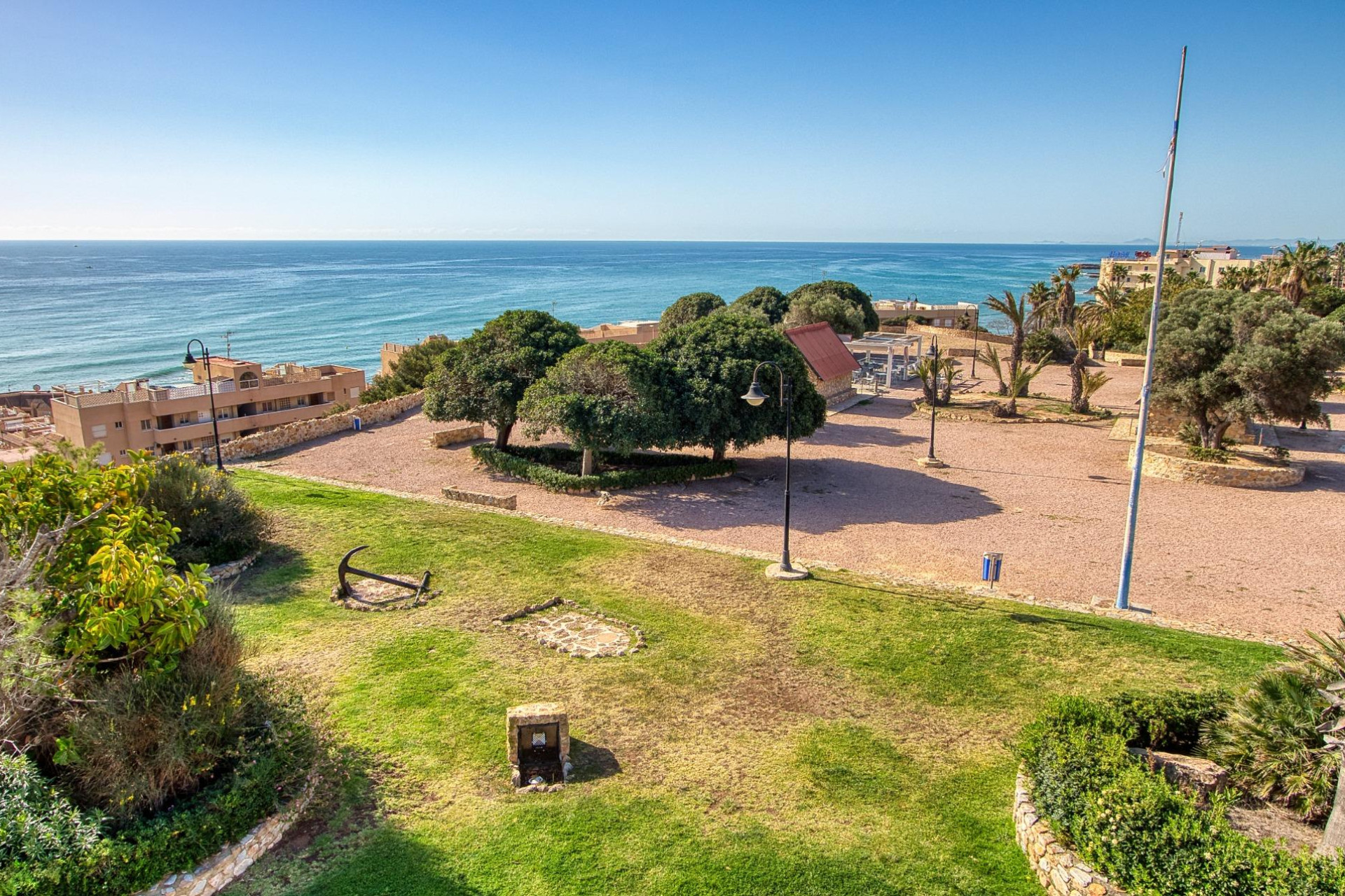 Herverkoop - Herenhuis - Torrevieja - Aguas Nuevas