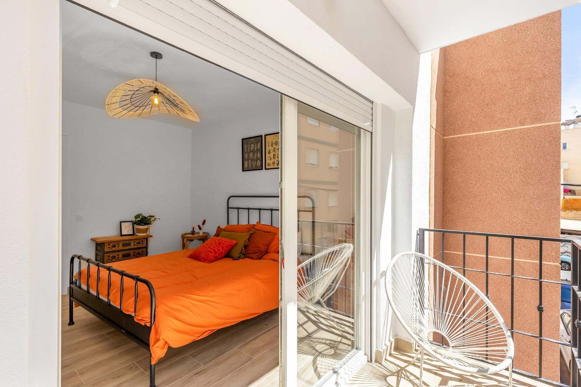 Herverkoop - Herenhuis - Torrevieja - Centro - Muelle Pesquero