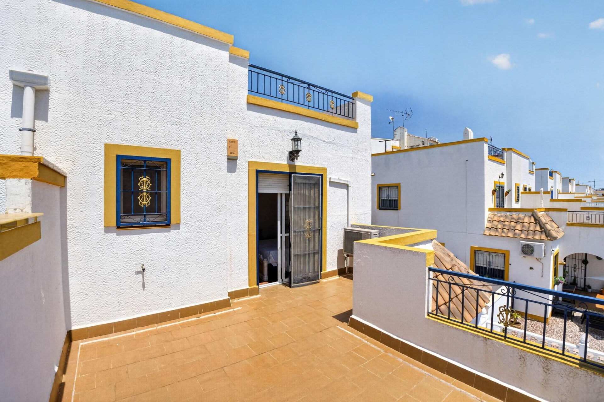 Herverkoop - Herenhuis - Torrevieja - La Siesta - El Salado -  Torreta