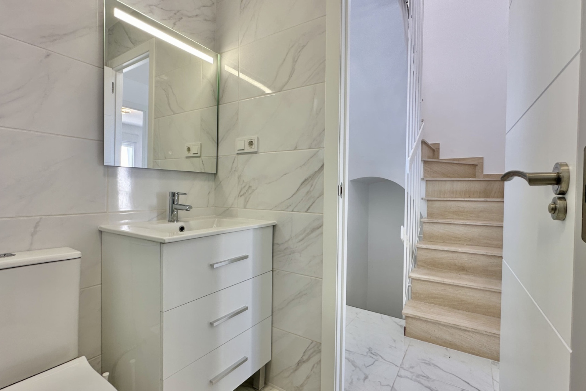 Herverkoop - Herenhuis - Torrevieja - Los Balcones