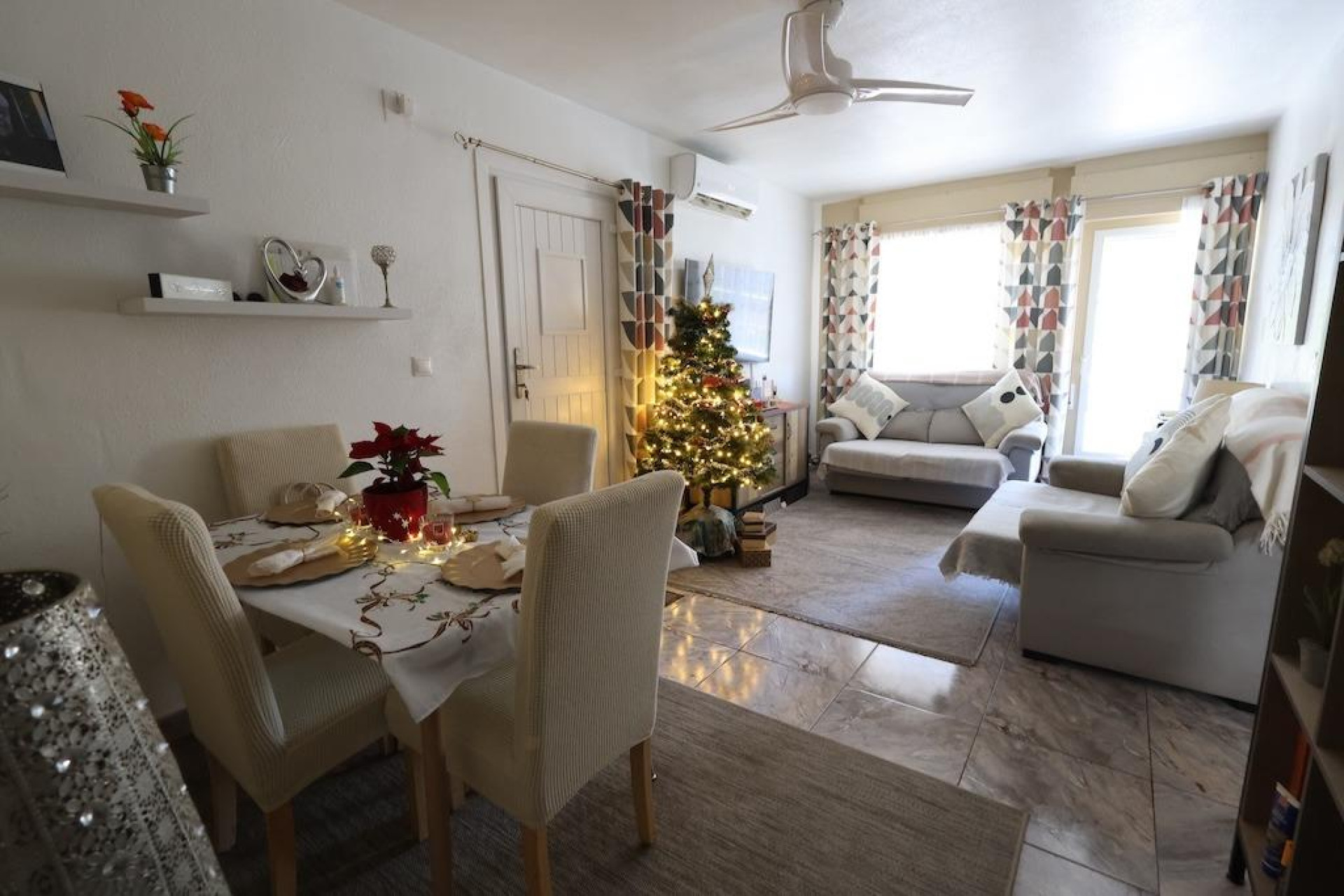 Herverkoop - Herenhuis - Torrevieja - Torretas