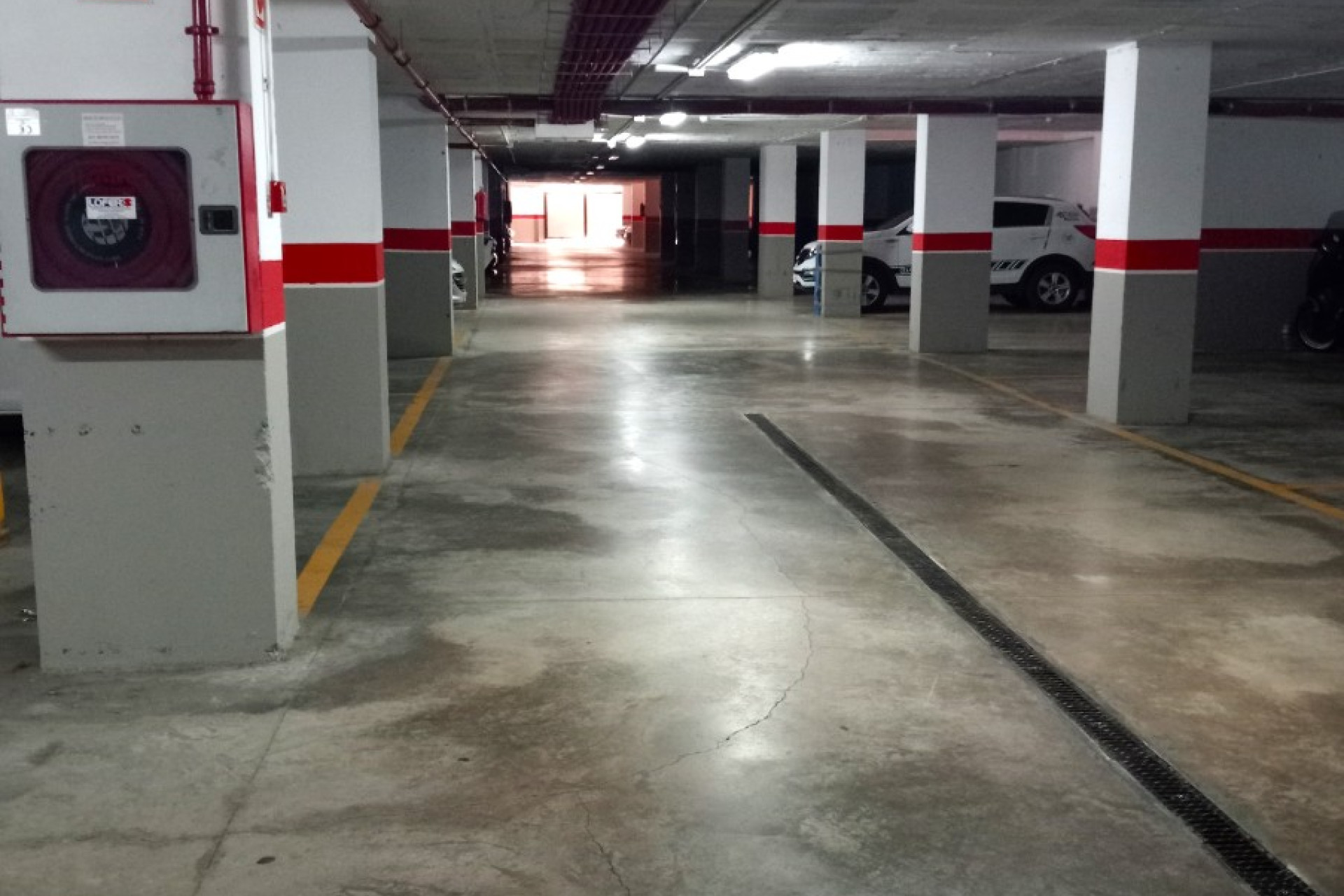 Herverkoop - Parking - Villajoyosa - Cala de Villajoyosa