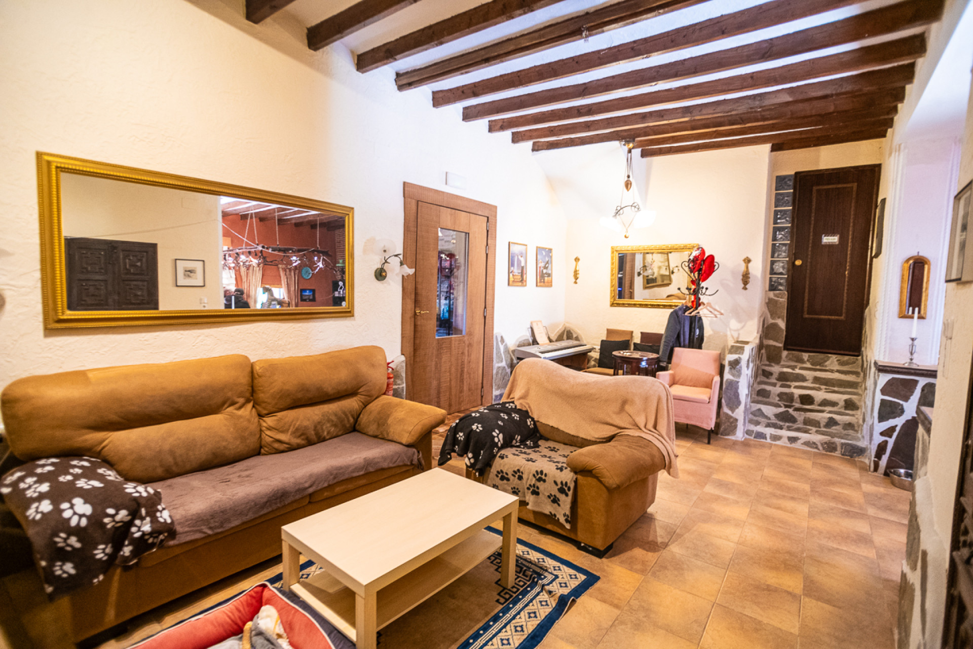 Herverkoop - Reclame - Hondón de las Nieves