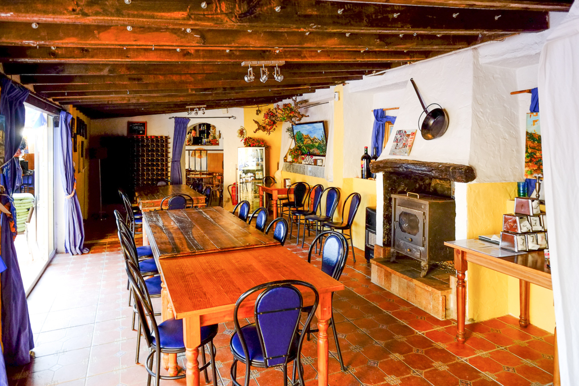 Herverkoop - Reclame - Hondón de las Nieves