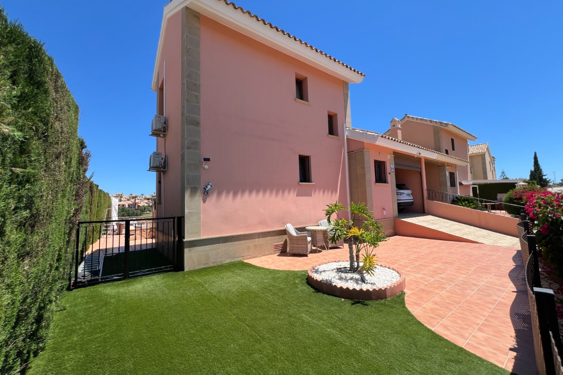 Herverkoop - Villa - Algorfa - La Finca Golf Resort