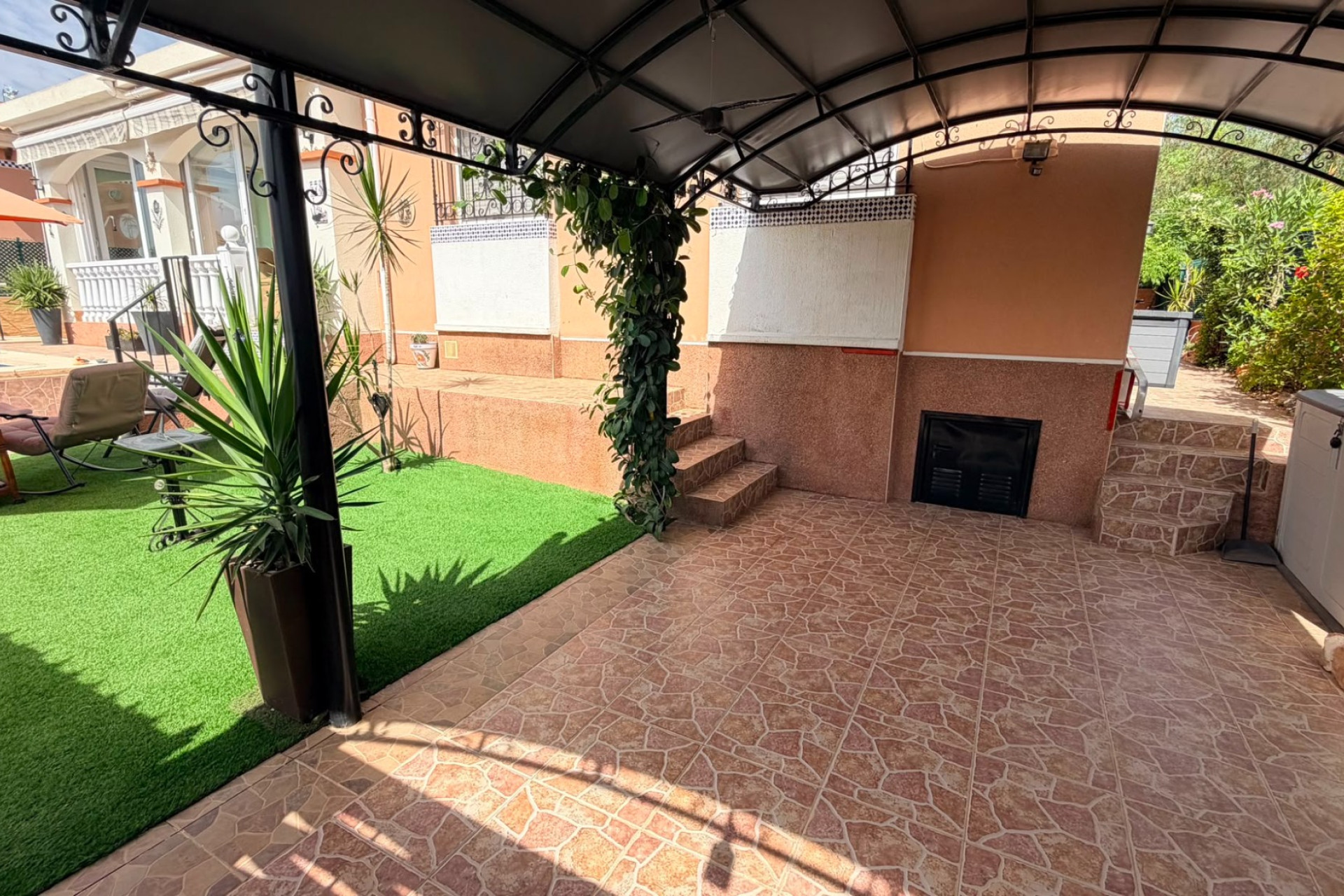 Herverkoop - Villa - Montesinos - La Herrada