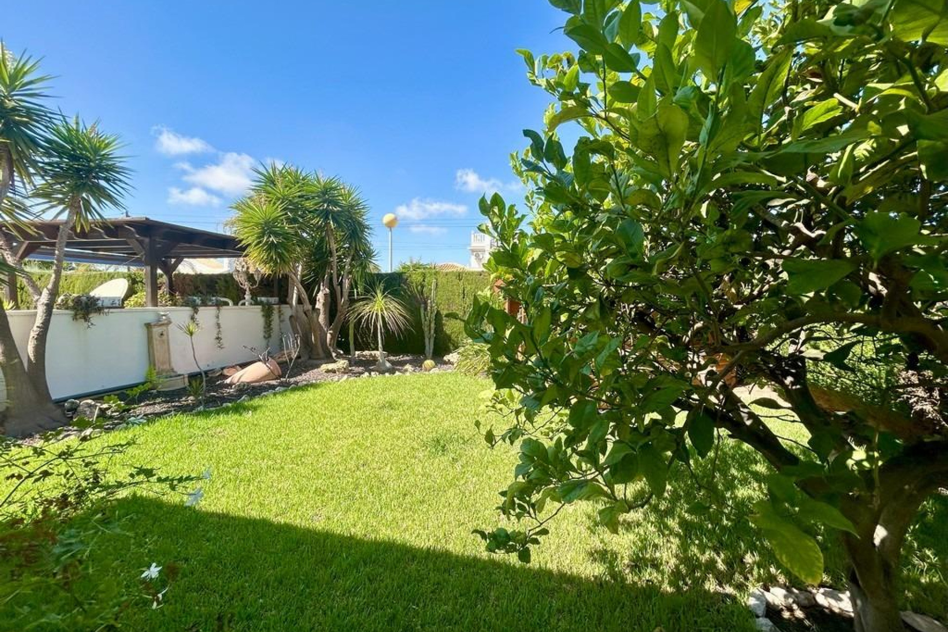 Herverkoop - Villa - Orihuela Costa - Aguamarina