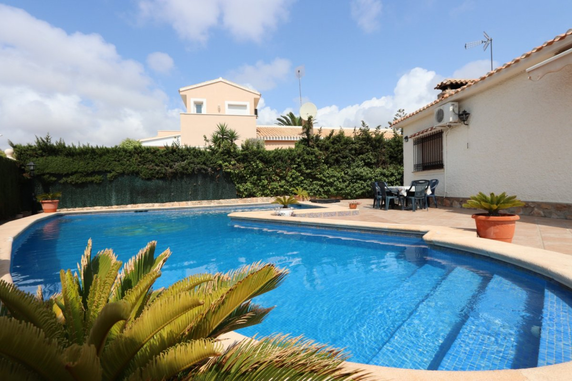 Herverkoop - Villa - Orihuela Costa - Campoamor