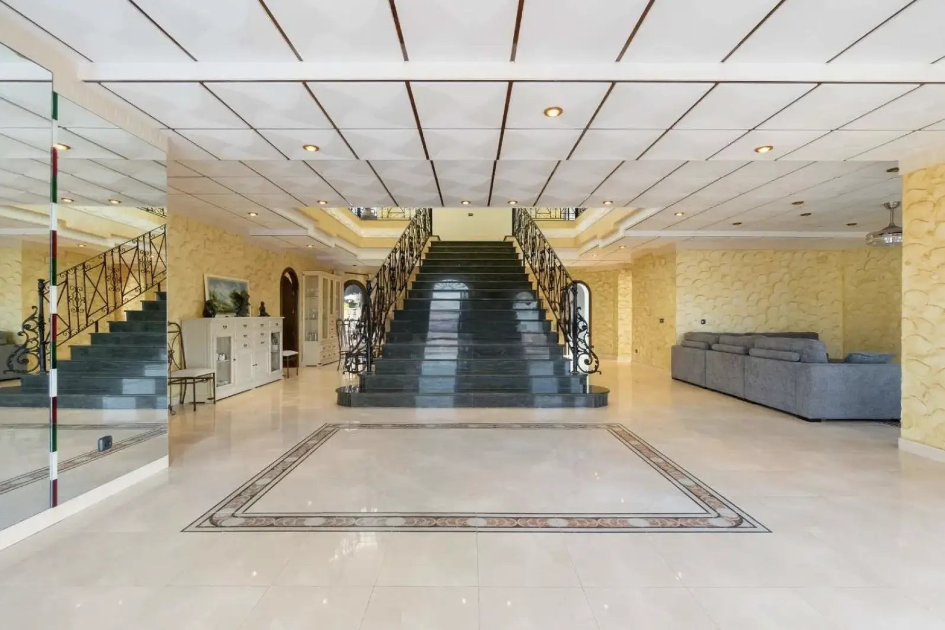 Herverkoop - Villa - Orihuela Costa - La Zenia