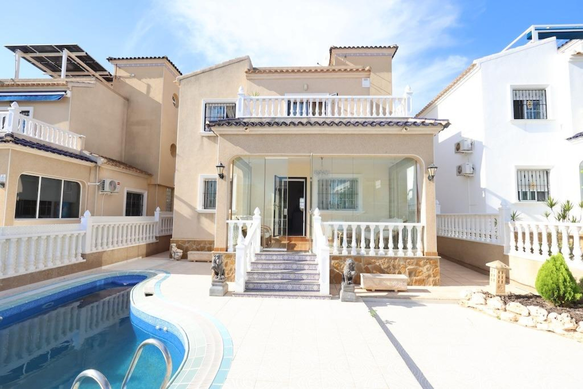 Herverkoop - Villa - Orihuela Costa - Las Filipinas