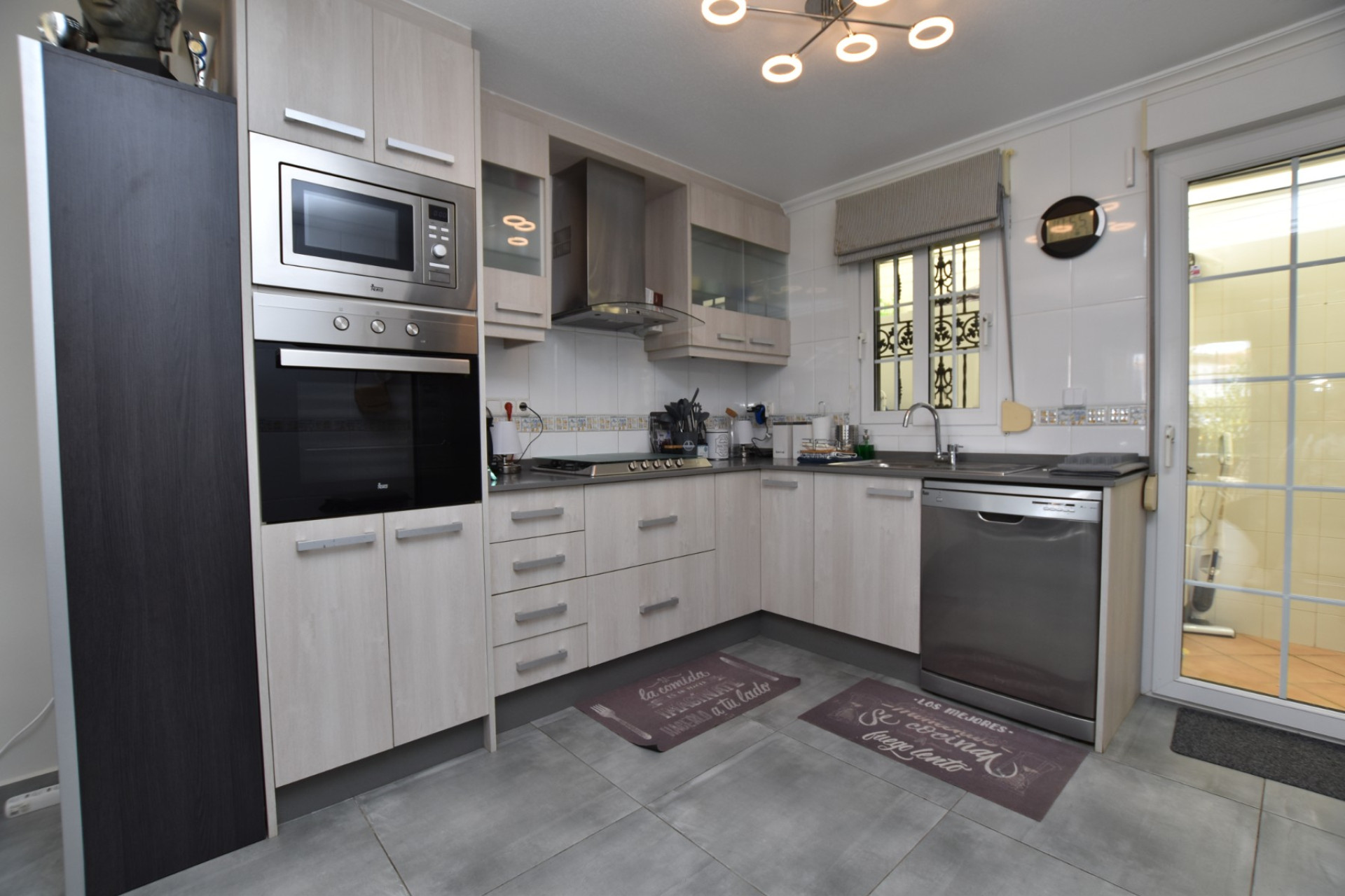 Herverkoop - Villa - Orihuela Costa - Los Dolses