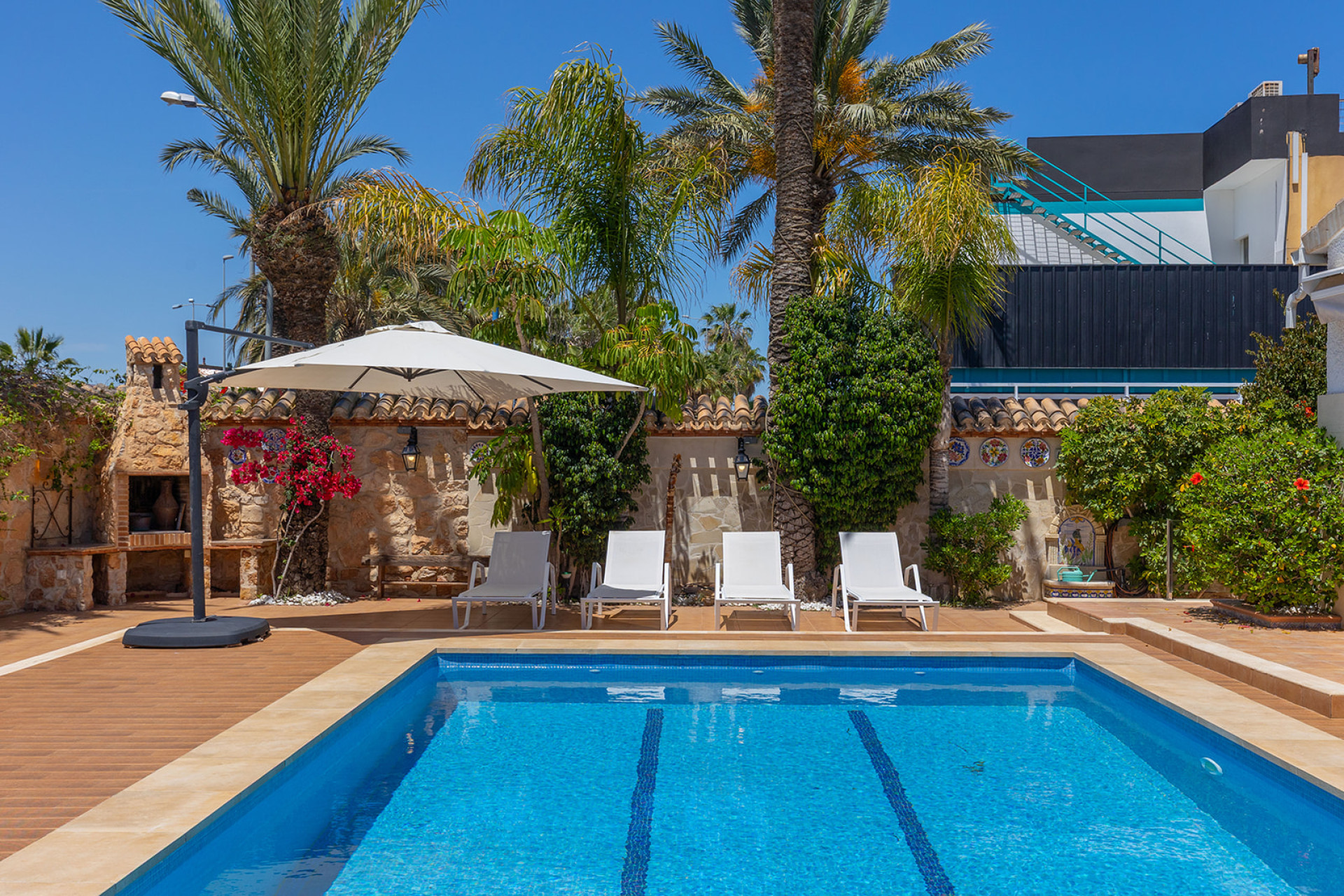Herverkoop - Villa - Orihuela Costa - Punta Prima