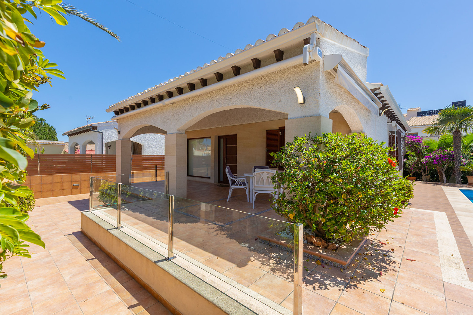 Herverkoop - Villa - Orihuela Costa - Punta Prima