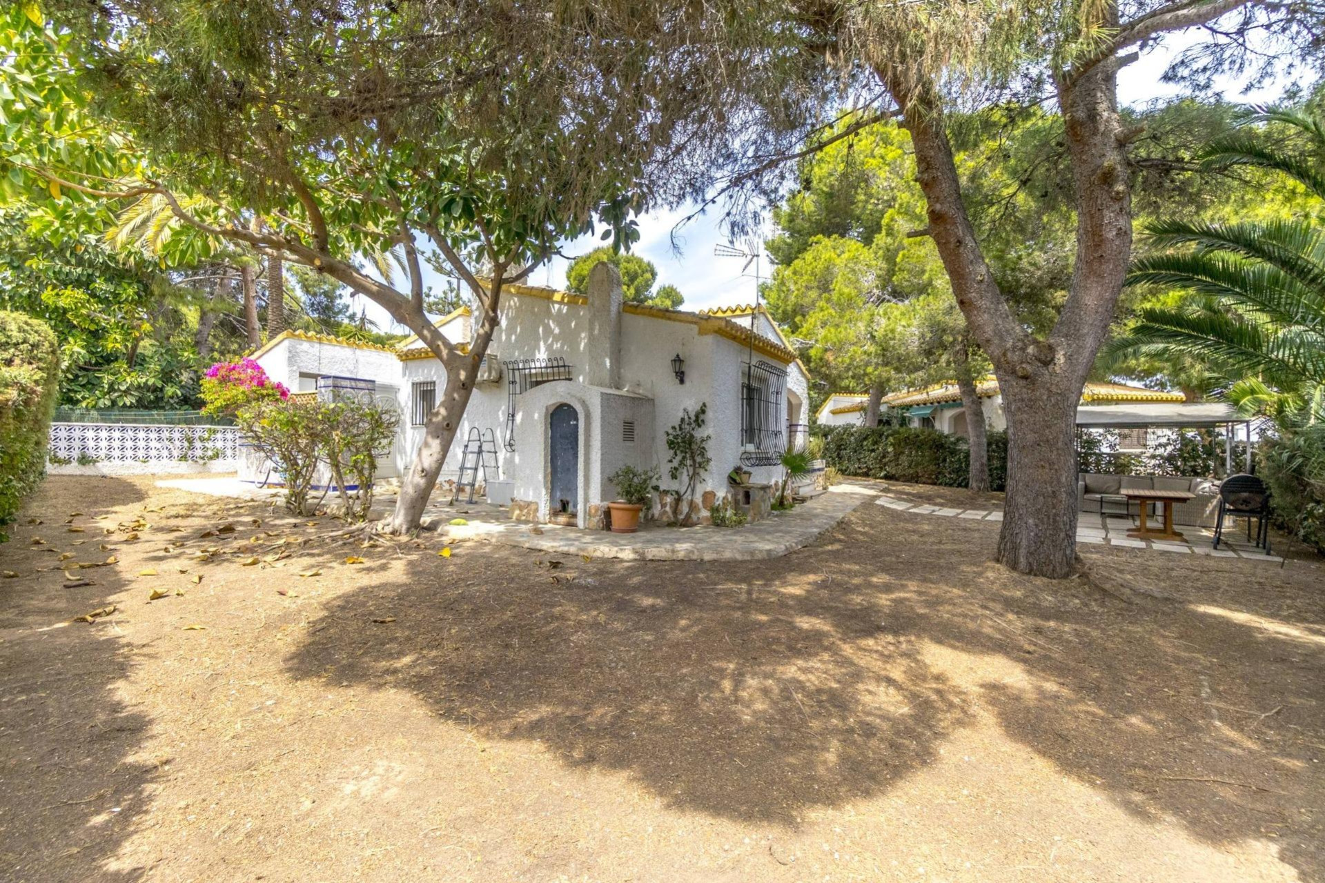 Herverkoop - Villa - Orihuela Costa - Punta Prima