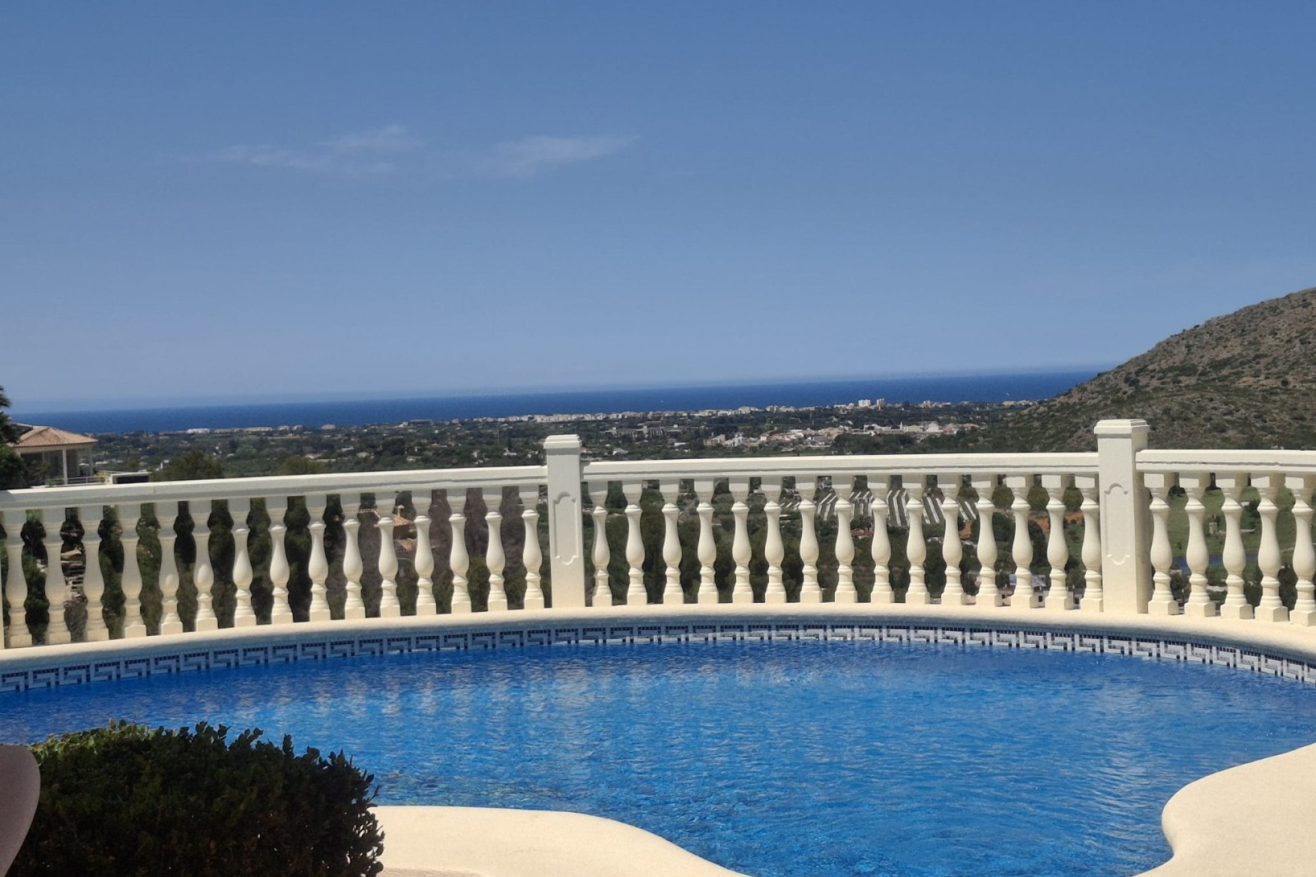 Herverkoop - Villa - Pedreguer