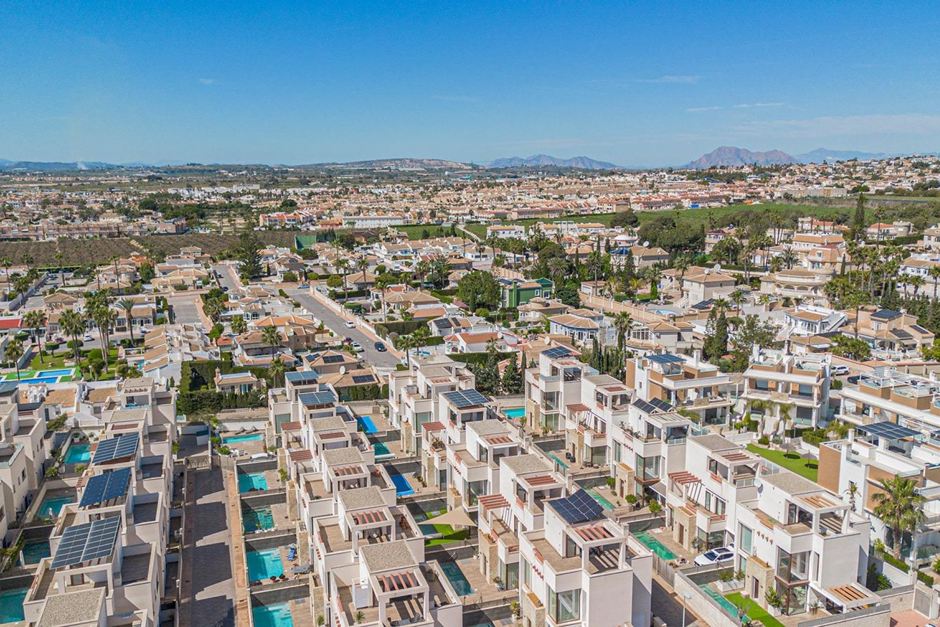 Herverkoop - Villa - Rojales - Pueblo bravo
