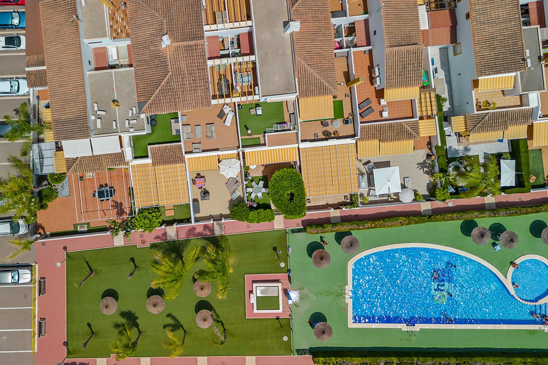 Herverkoop - Villa - Torre de la Horadada - Pueblo Latino