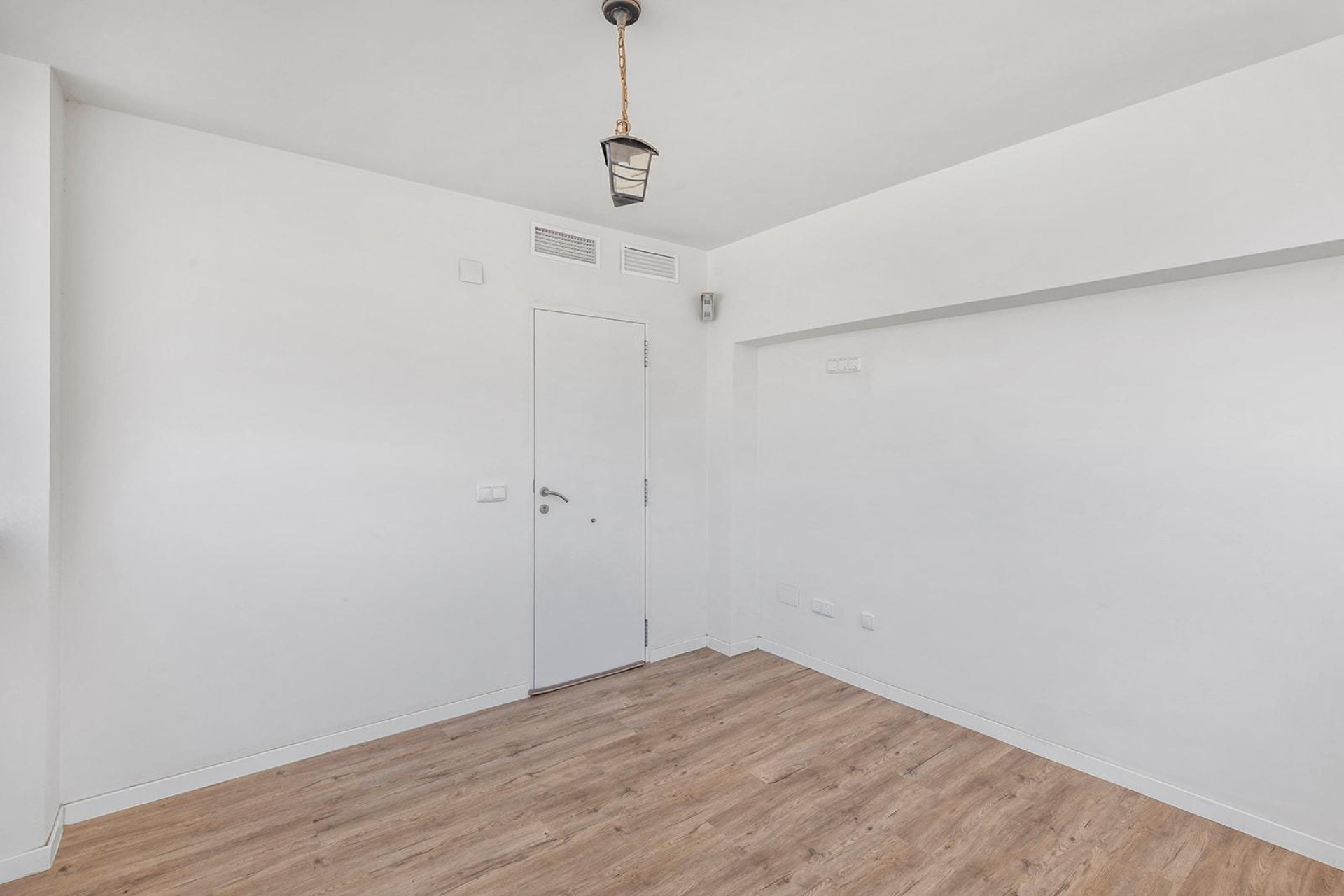 Herverkoop - Villa - Torrevieja - Aguas Nuevas