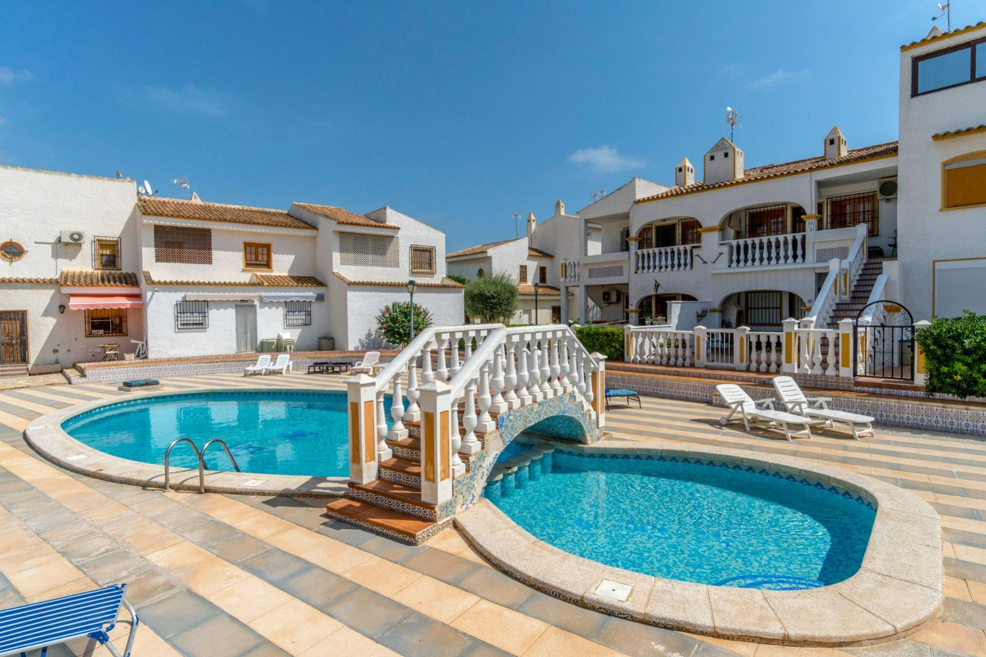 Herverkoop - Villa - Torrevieja - Los altos