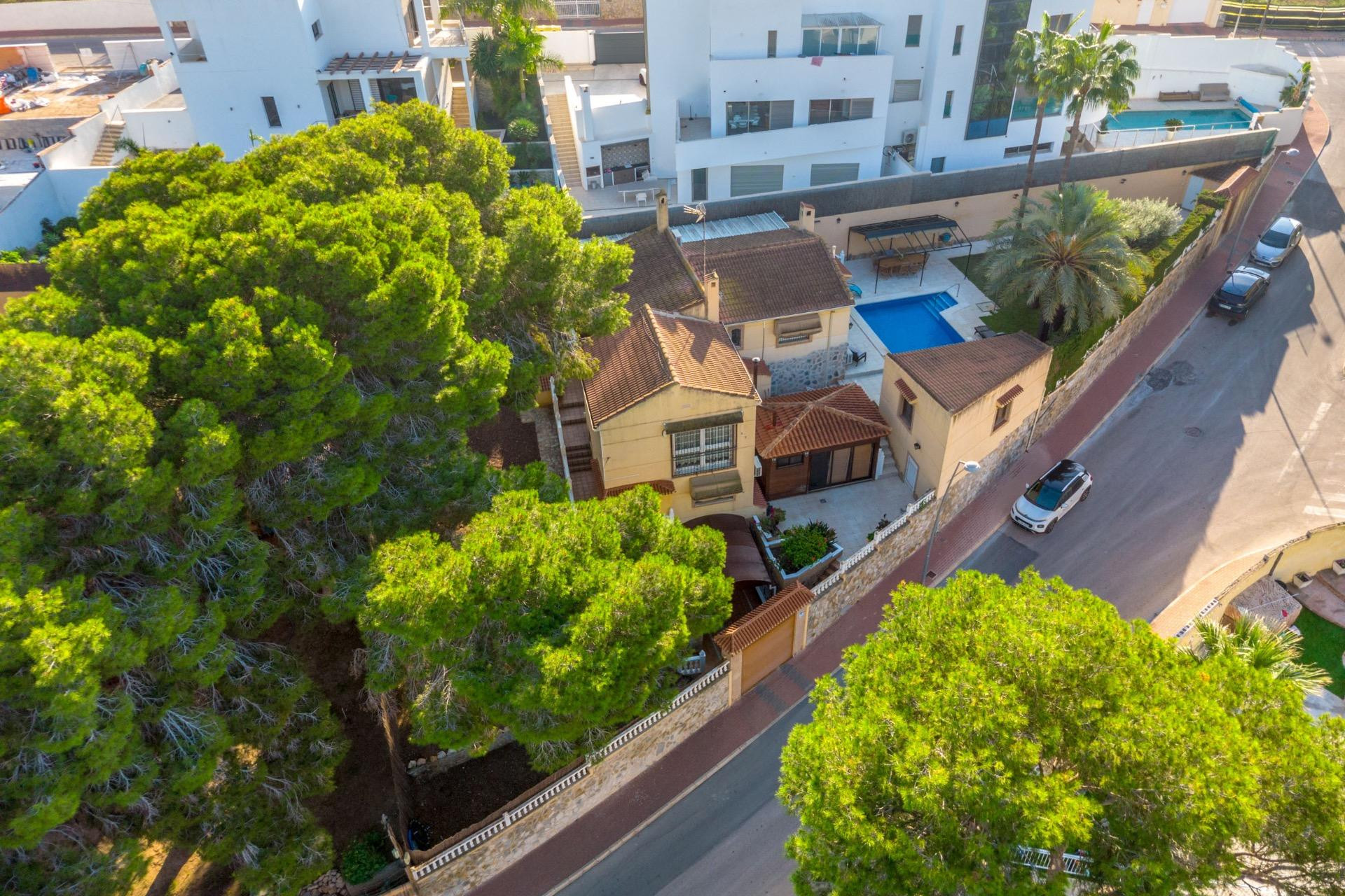 Herverkoop - Villa - Torrevieja - Los Balcones
