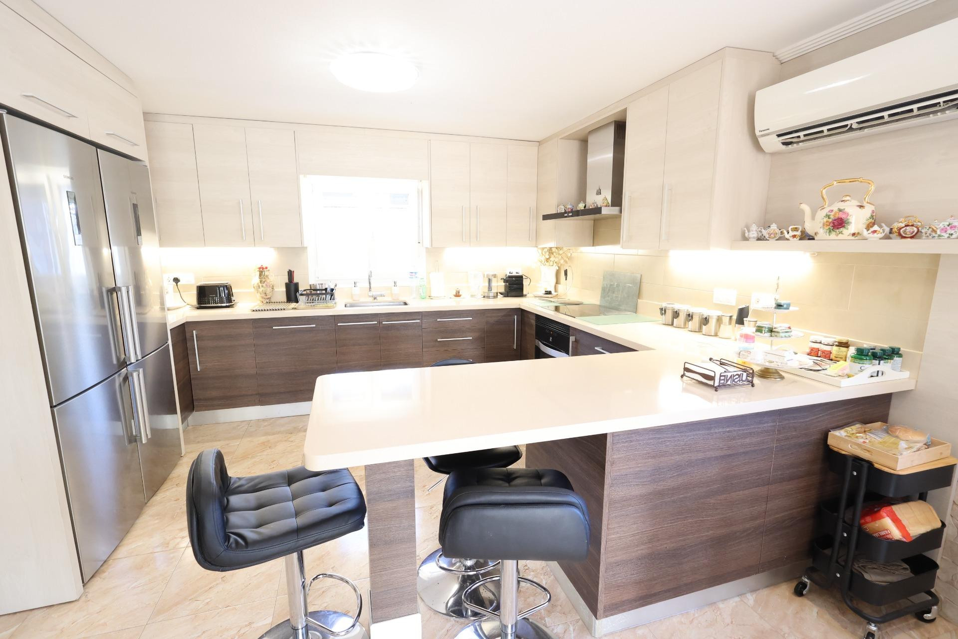 Herverkoop - Villa - Torrevieja - Los Balcones